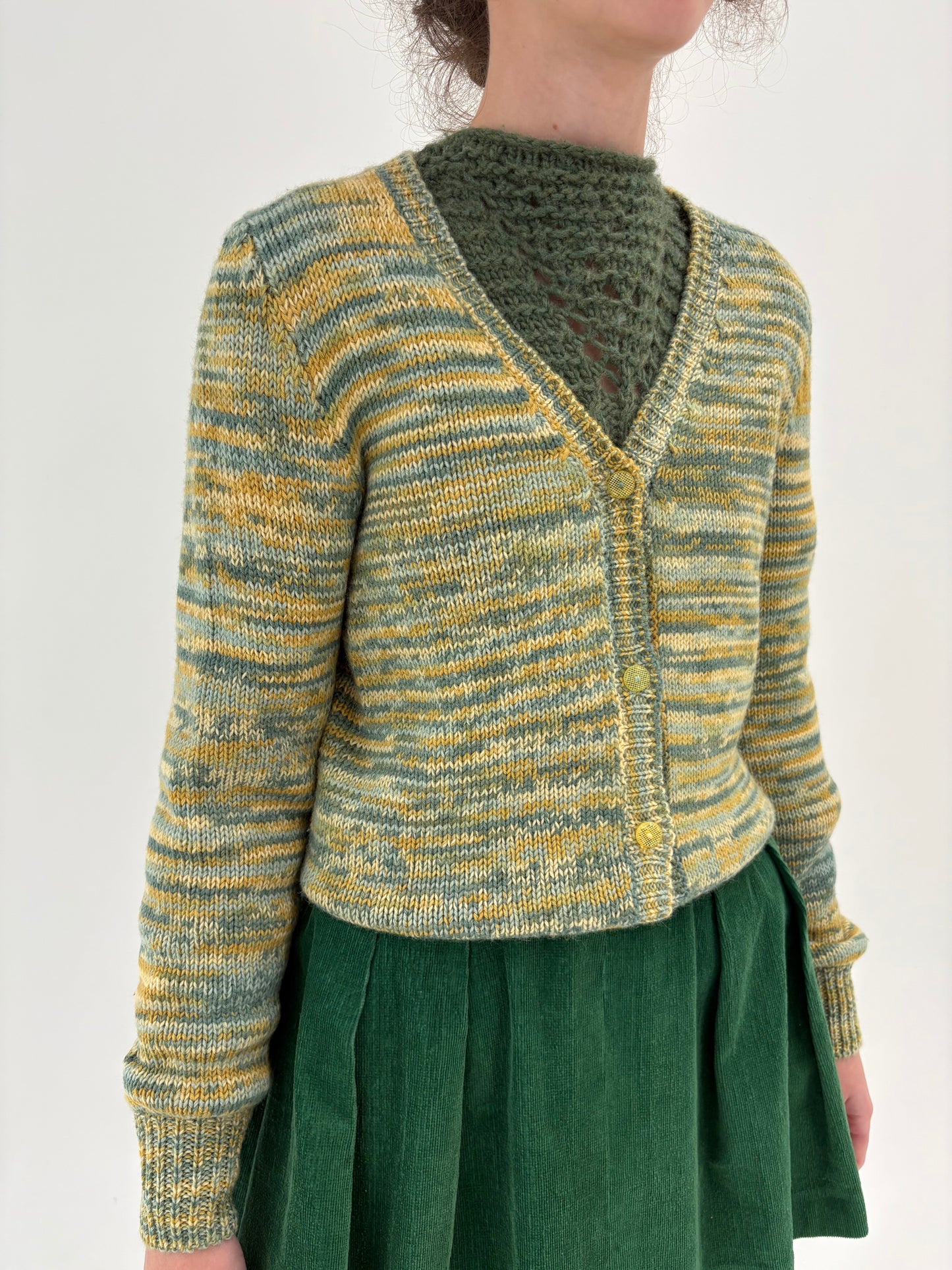 Cardigan vintage gros lucrat manual in nuanțe de verde din lana extrafina