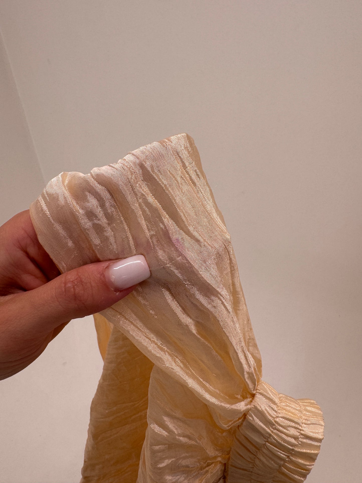 Fustă maxi light muted gold no iron super vaporoasă cu talie elastică