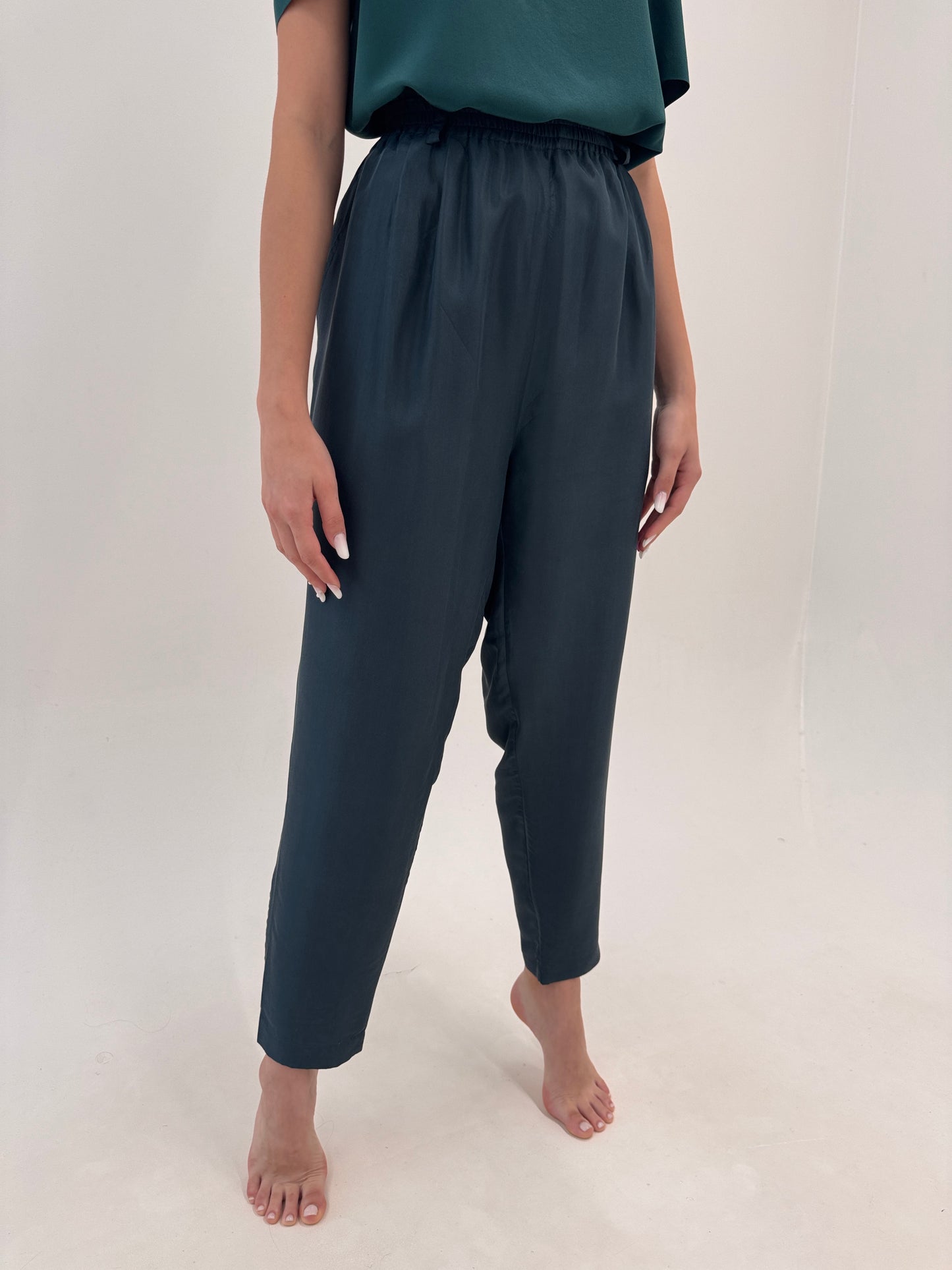 Pantaloni steel gray vintage new old stock din mătase naturală