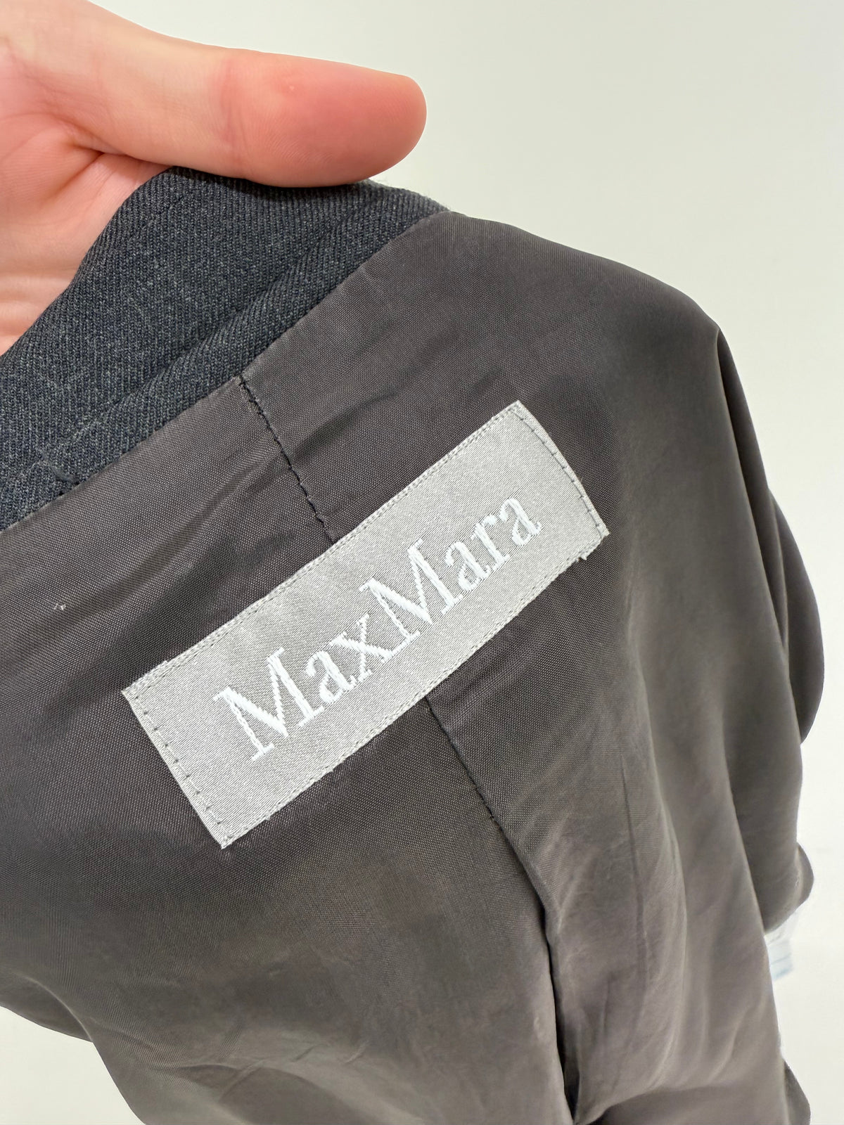 Sacou clasic Max Mara din stofă excepțională de lana ultra confort