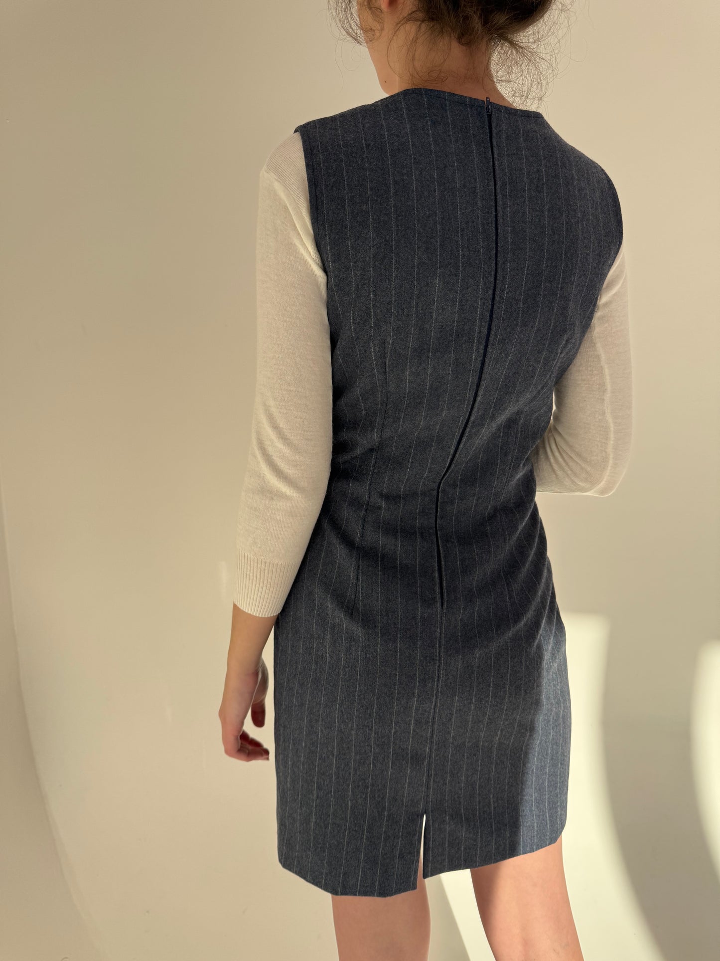 Rochie din stofă de lana extrafina jeans blue cu dungi fine verticale