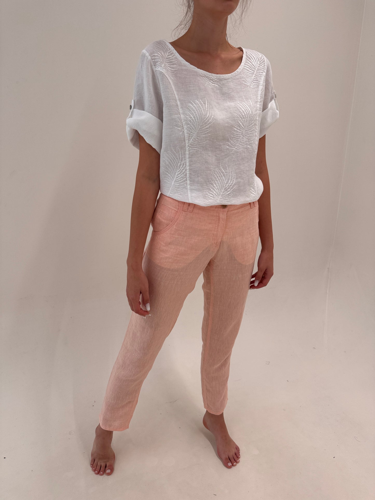 Pantaloni peach din in premium în croi clasic tall