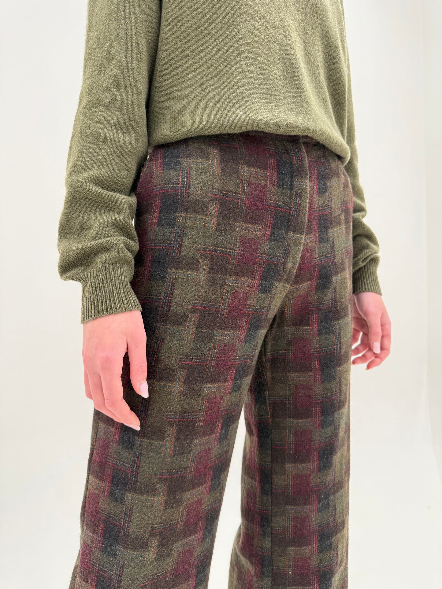 Pantaloni groși tall de brand luxury Mariela Burani din tweed în culori superbe