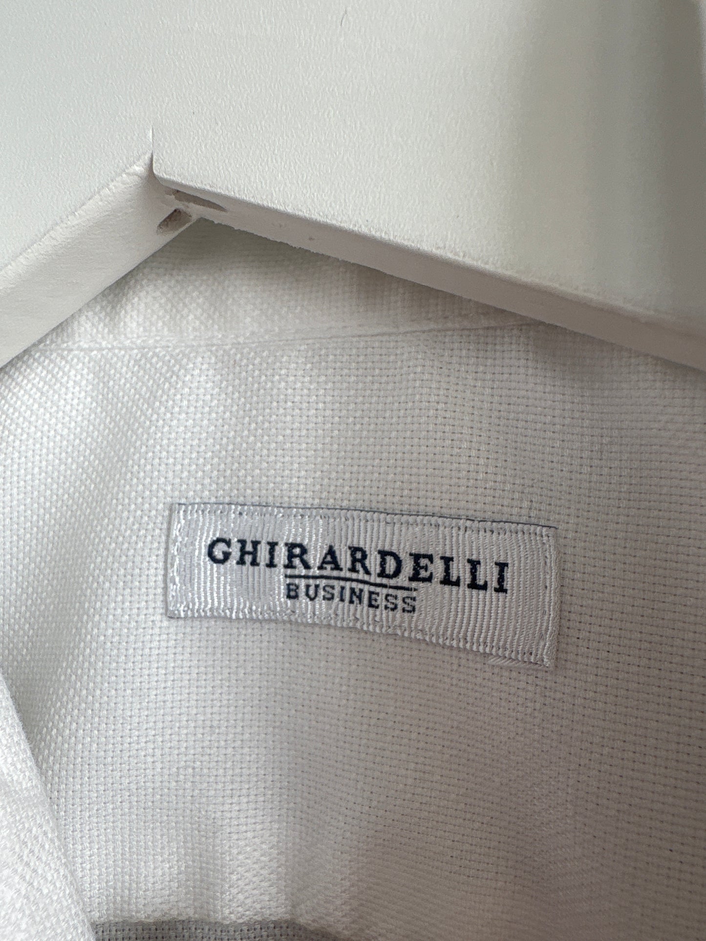 Cămașa high end italiană din poplin gros texturat ușor satinat