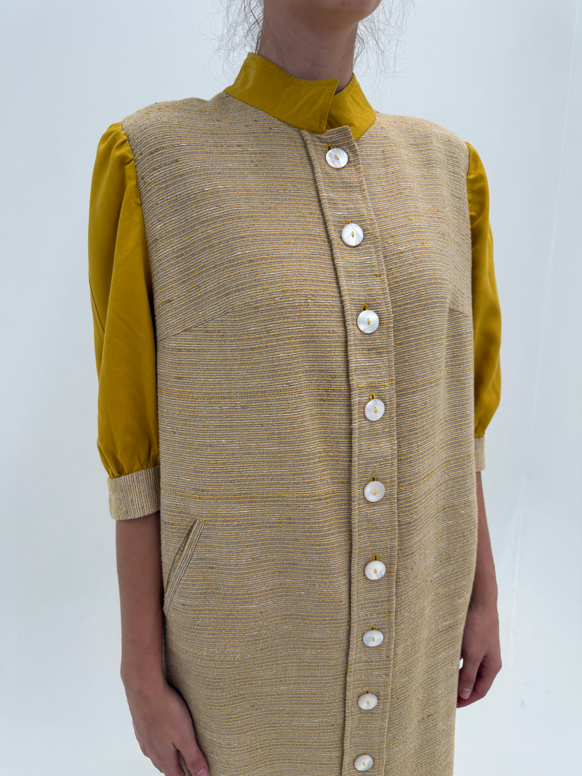 Rochie vintage din tweed camel de lana cu mâneci din bumbac și buzunare