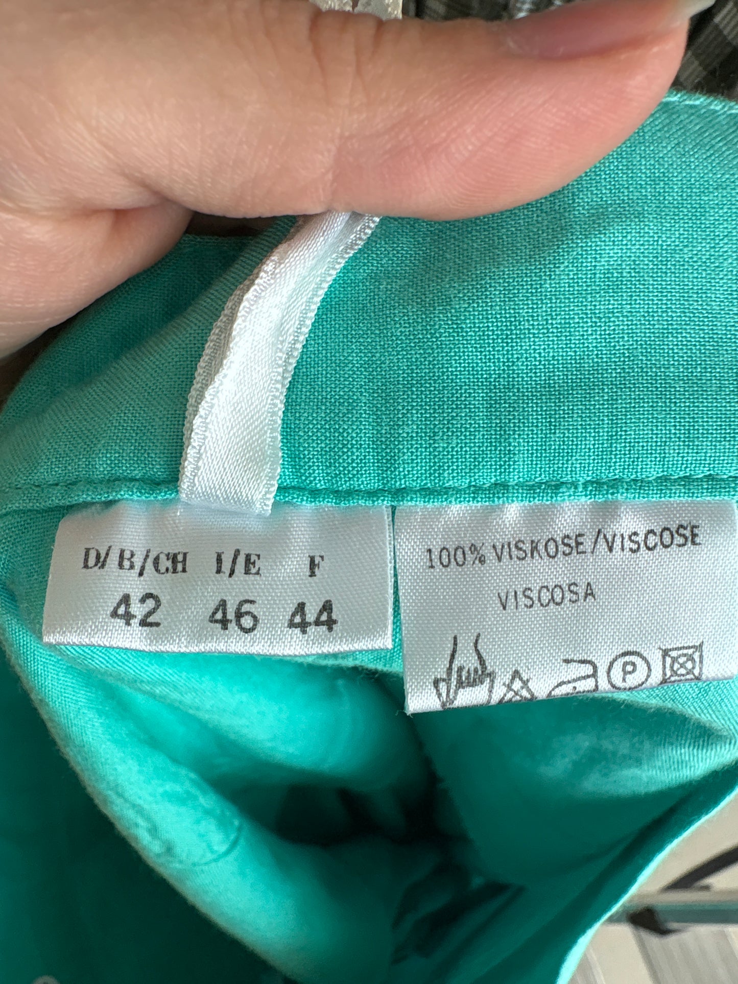 Fustă vintage în culoarea verii aqua blue ultra vaporoasă cu talie super marcată