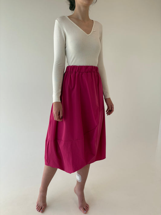 Fustă fucsia în croi modern volumizat cu talie ultra înaltă marcată