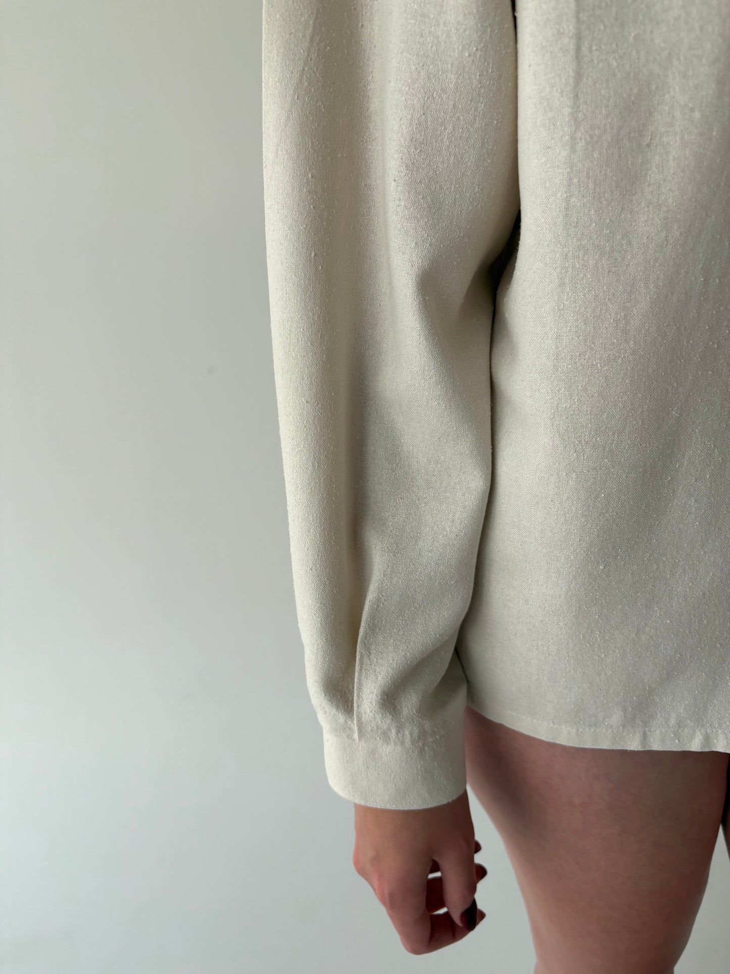 Cămașa din panza de mătase naturală raw off white