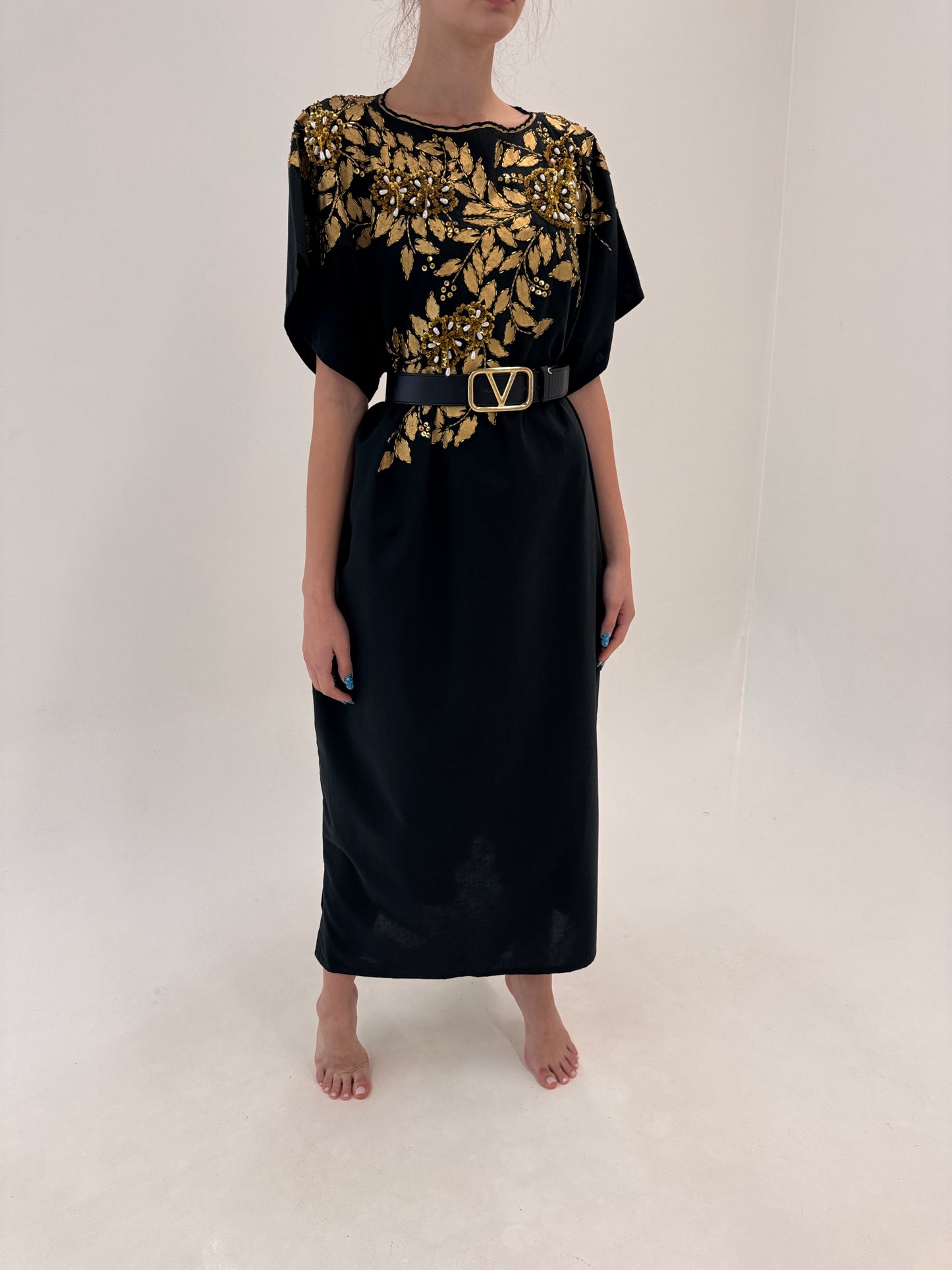 Kaftan cu print manual auriu pudrat și aplicații manuale superbe
