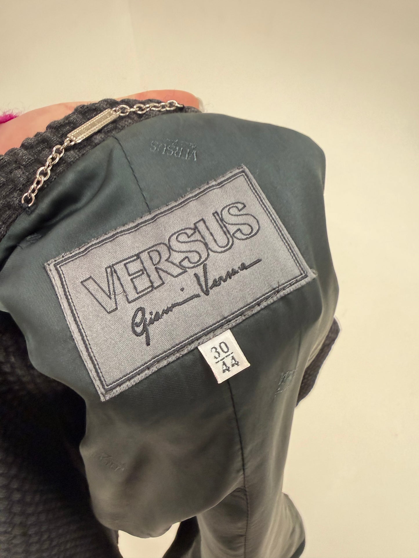 Pardesiu vintage Versace anii 90 de primăvară din lana extrafina și bumbac