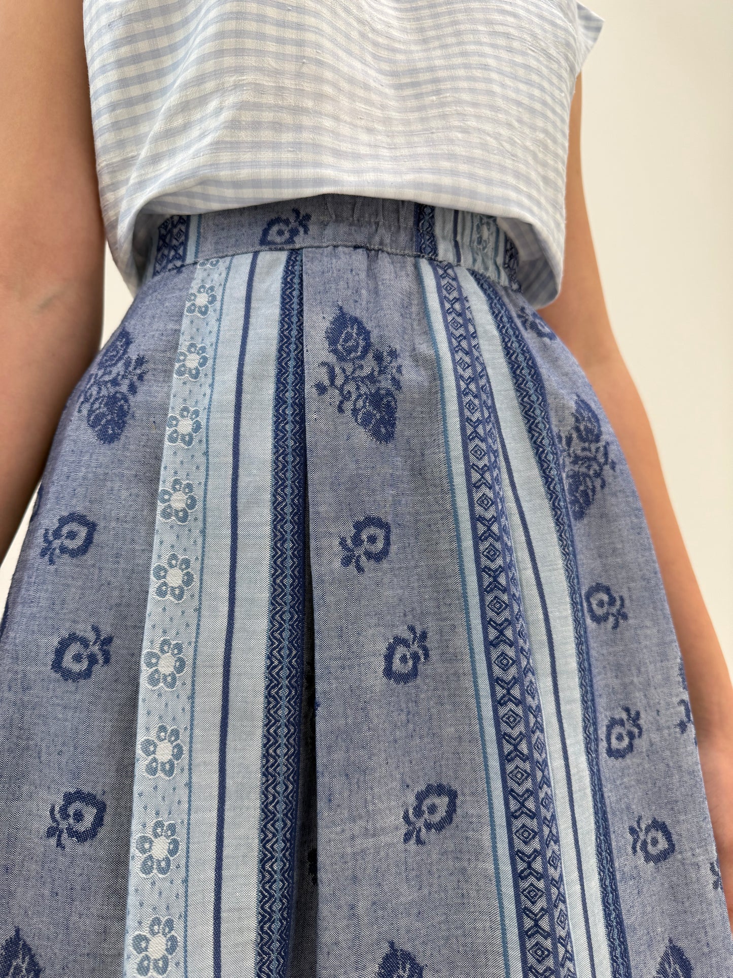 Fustă vintage din pânză excepțională jeans blue midi cu talie ultra înaltă