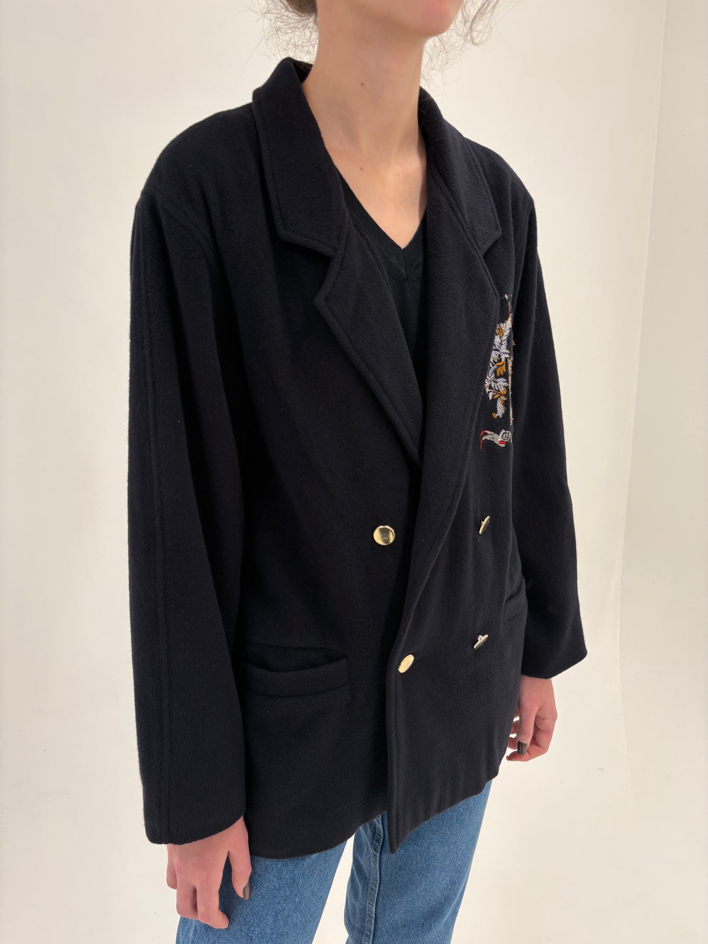 Sacou vinatge Navy blue din stofa plină de cașmir cu lana și emblema brodată
