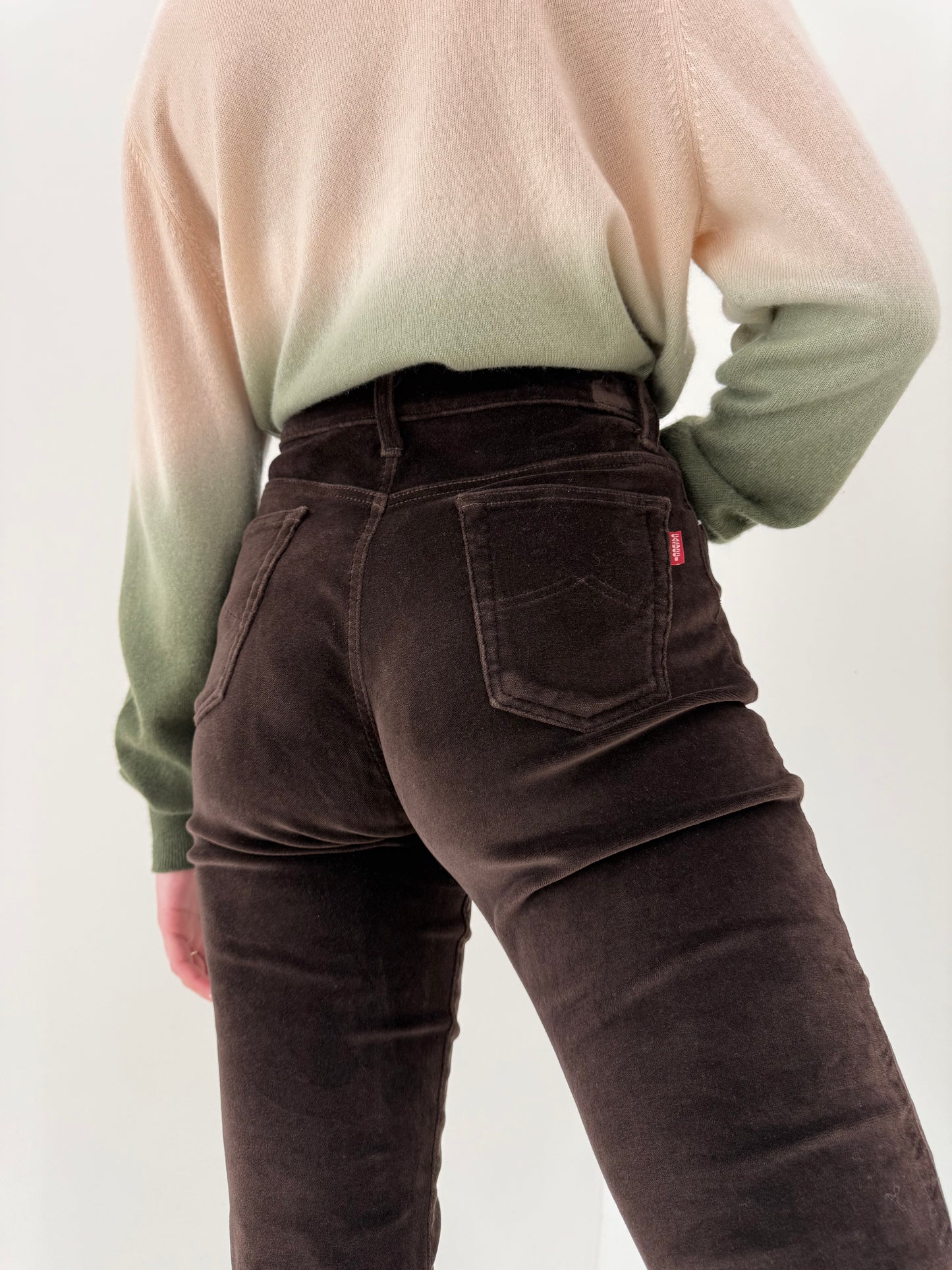 Pantaloni petite din catifea premium modelatoare chocolate brown