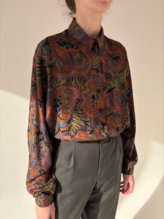 Cămașa vintage plus size cu print paisley în culori superbe