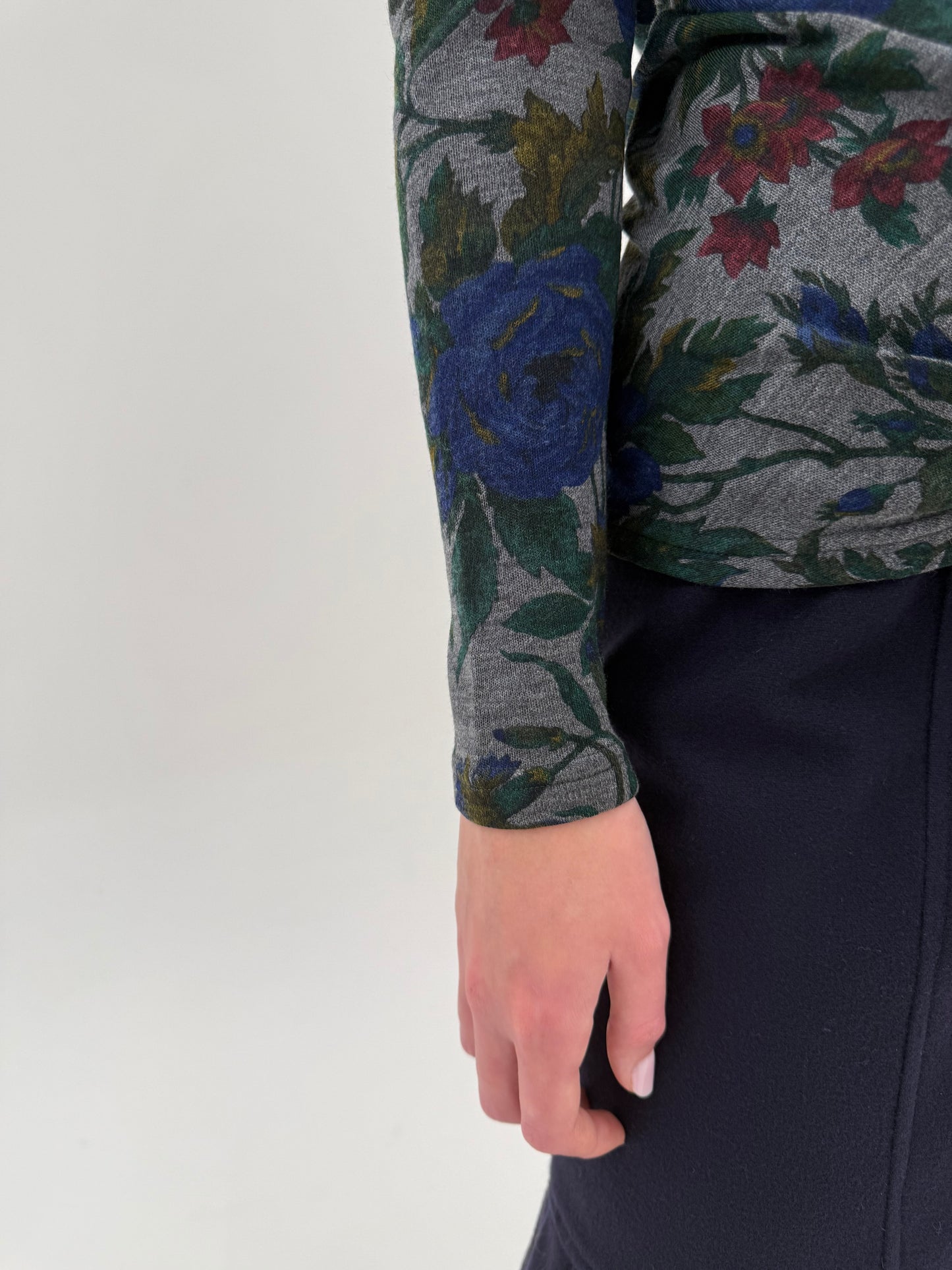 Maleta Sportmax Max Mara cambrata cu fronseuri din lana extrafina