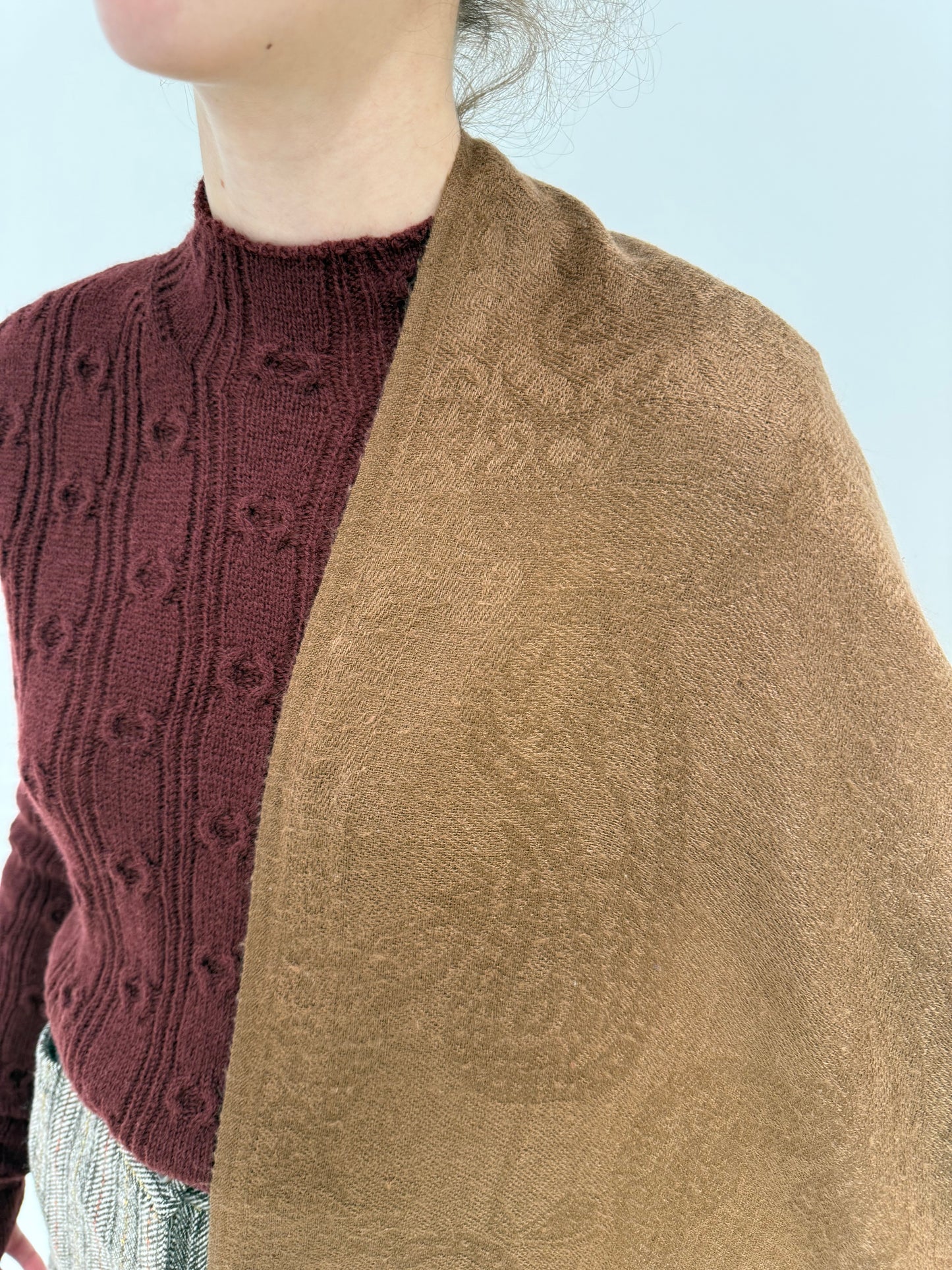 Shawl de la camel la caramel din cașmir și mătase naturală