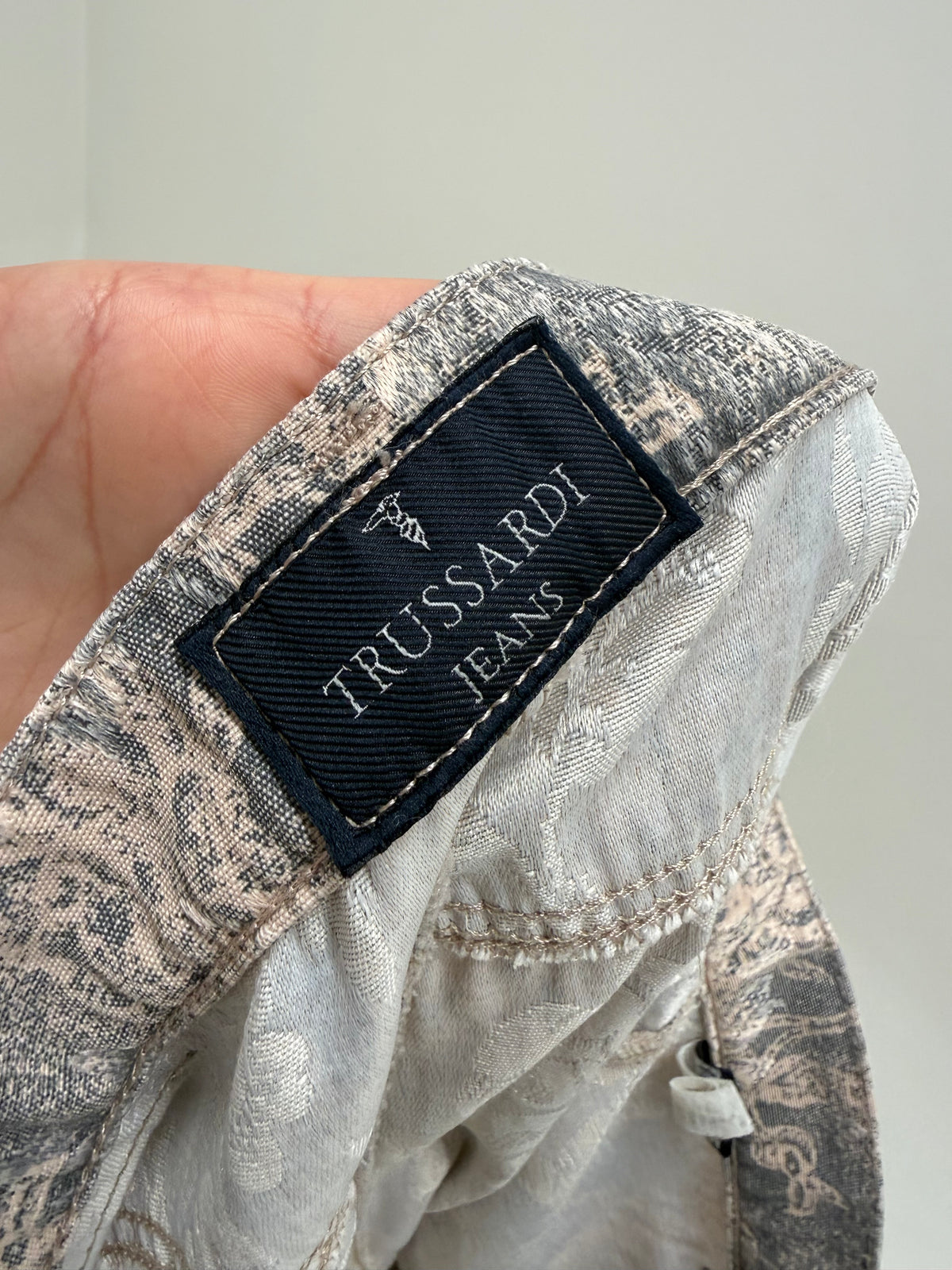 Pantaloni Trussardi din jacquard powder Pink și gri ultra modelator petite