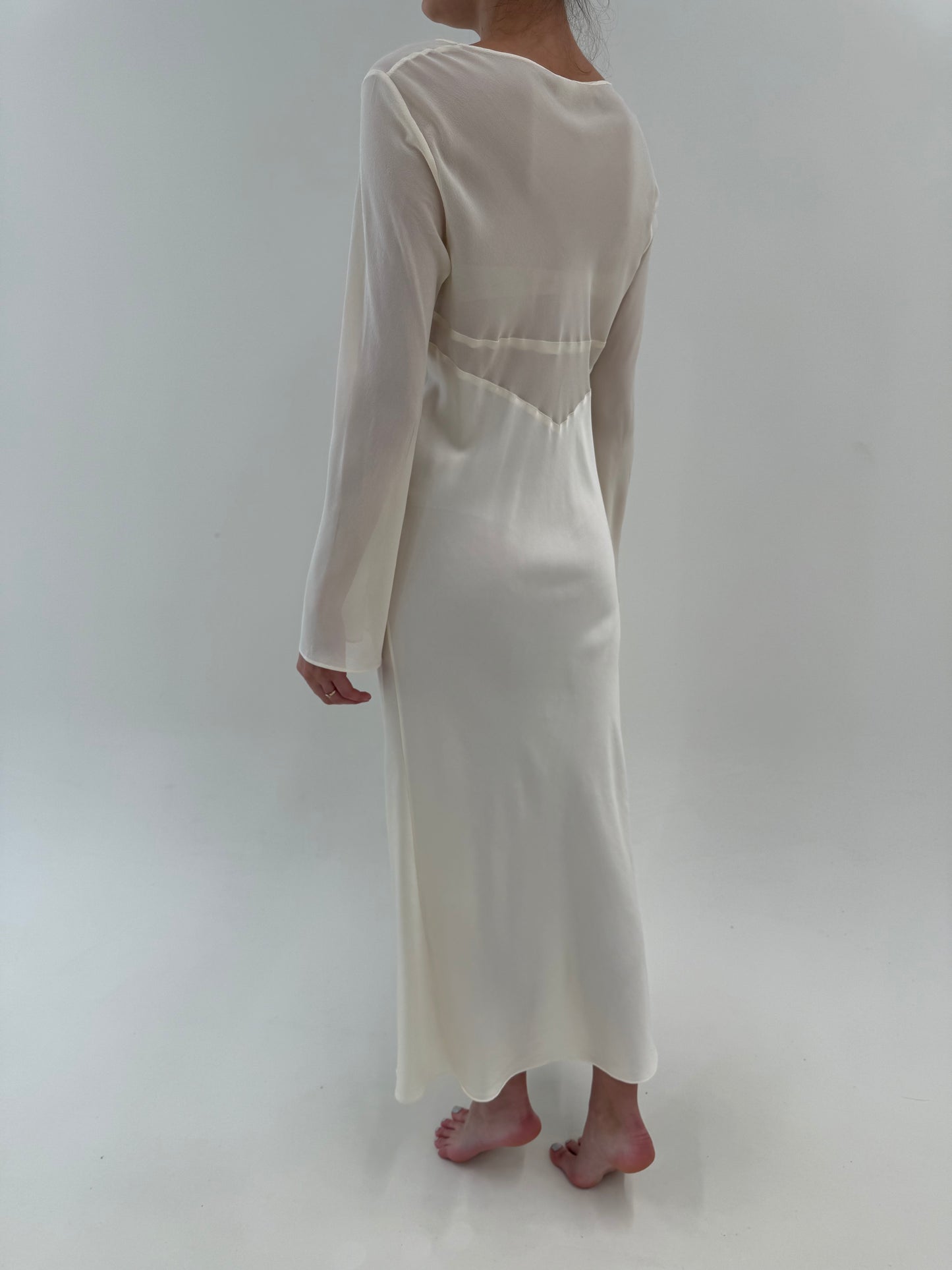 Rochie maxi ‘slip dress’ din 2 tipuri mătase naturală de brand în bie