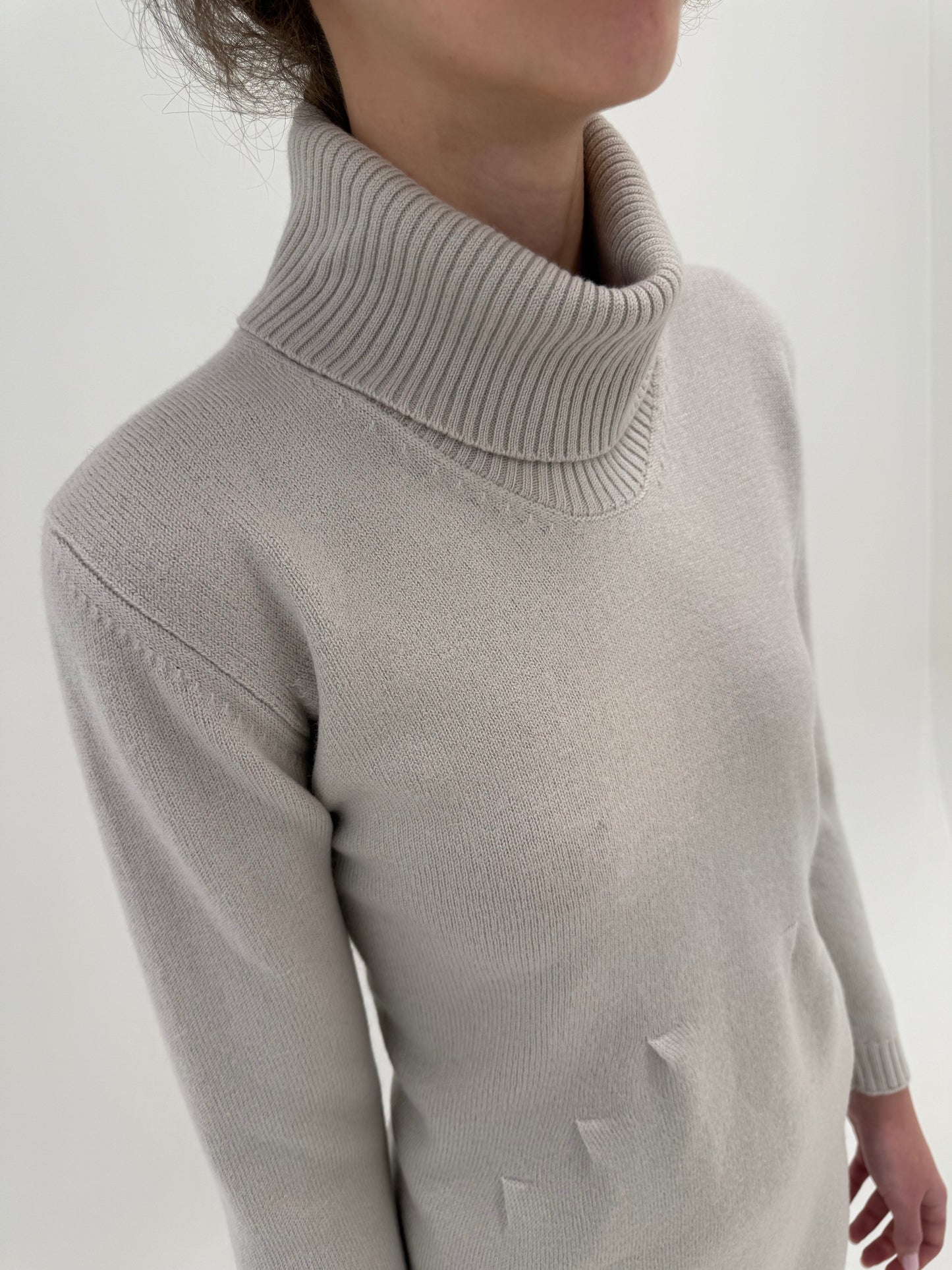 Rochie high end italiană din lana merino extrafina de gramaj mare off white