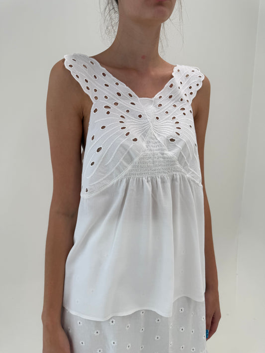 Top vintage cu broderie anglaise în formă de fluture super vaporos
