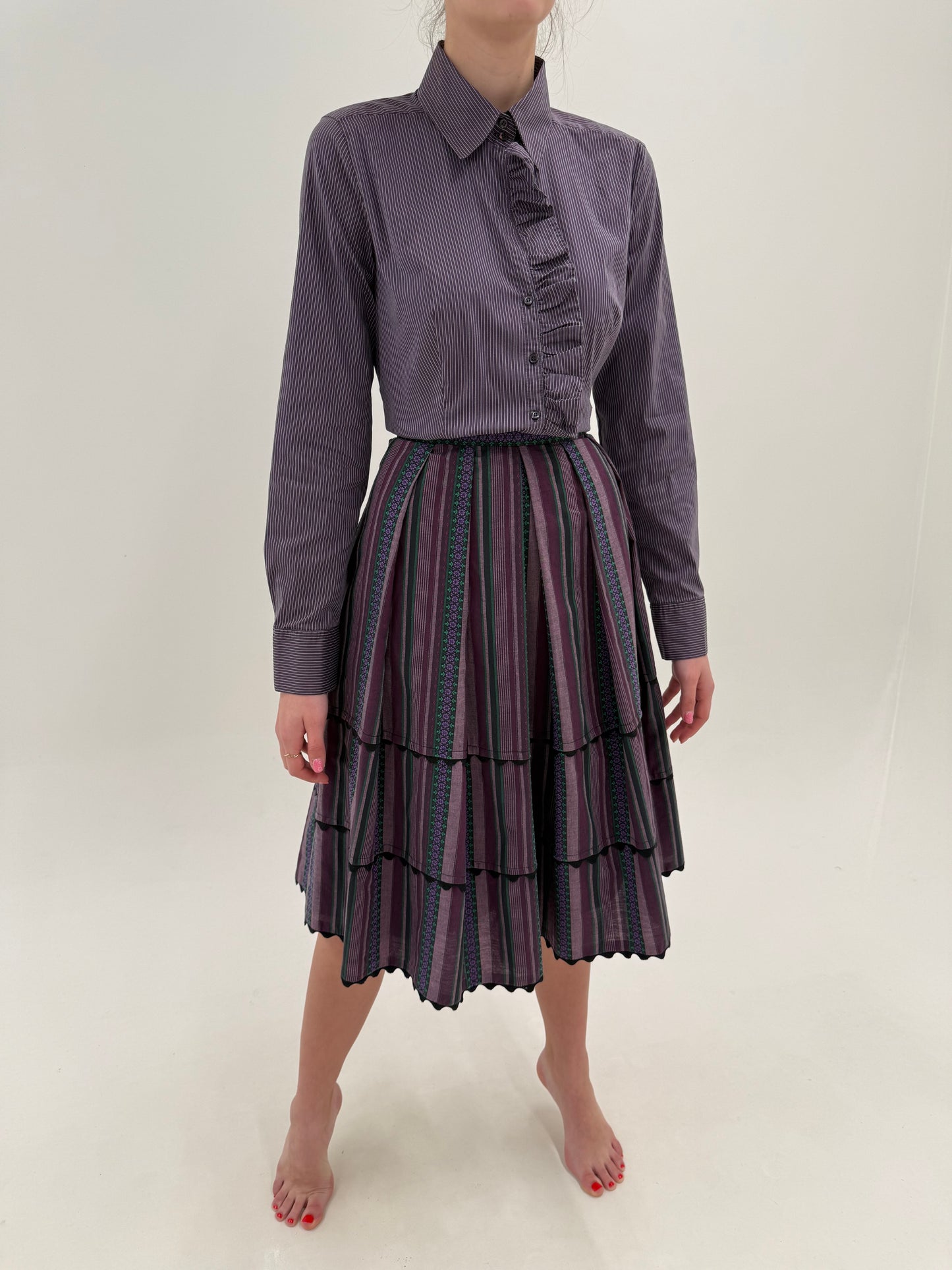 Fustă vintage în dungi și nuanțe dusty de mov din pânză de bumbac