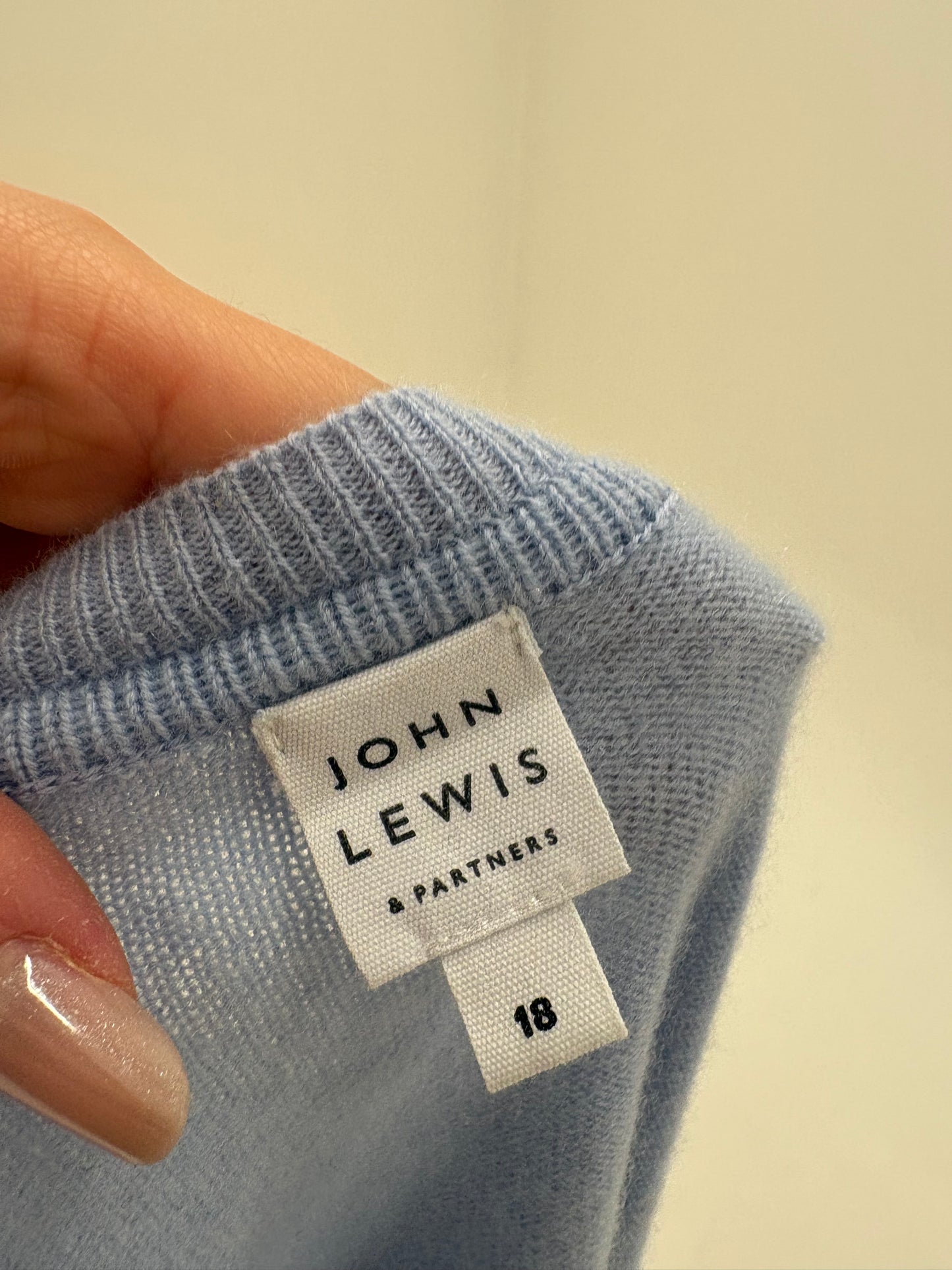 Puloveras baby blue petite din cașmir în anchior