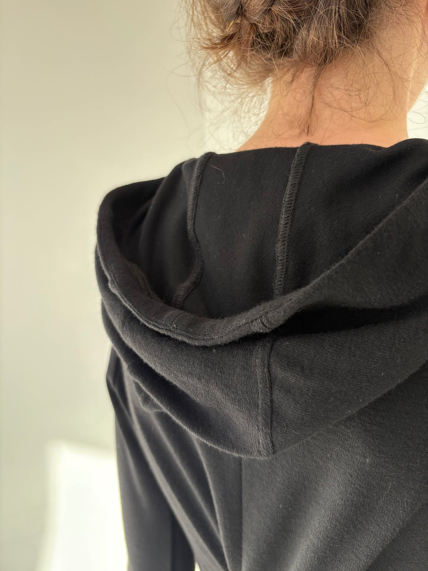 LBD din lana merino extrafina cu influențe casual