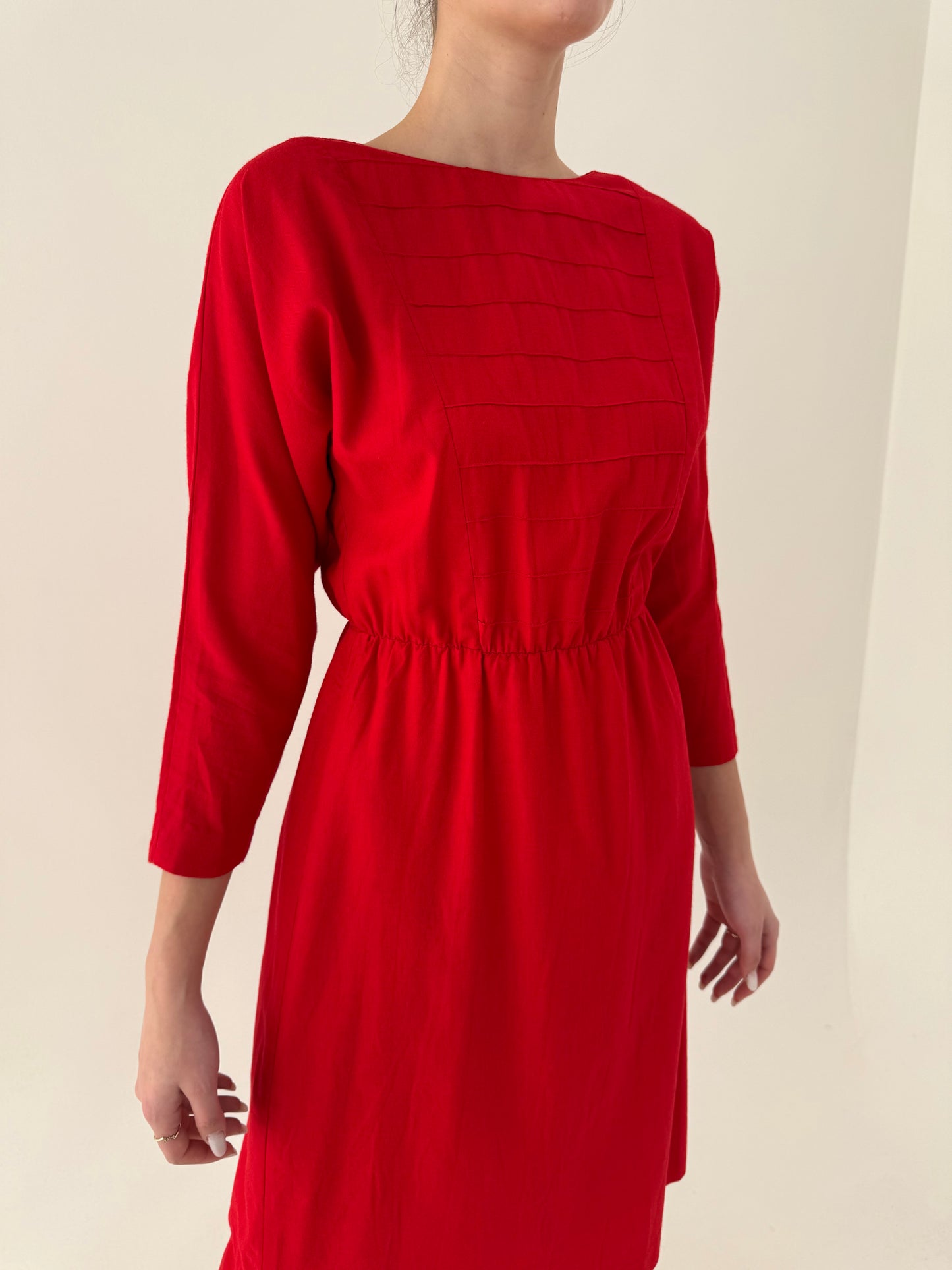 Rochie vintage cherry red cu talie ultra înaltă marcată elastică