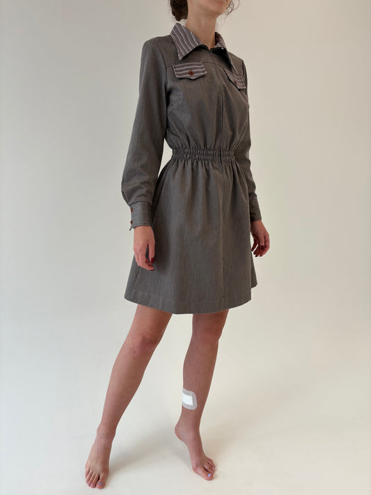 Rochie old vintage anii 70 graphite gray din stofă cu talie ultra înaltă