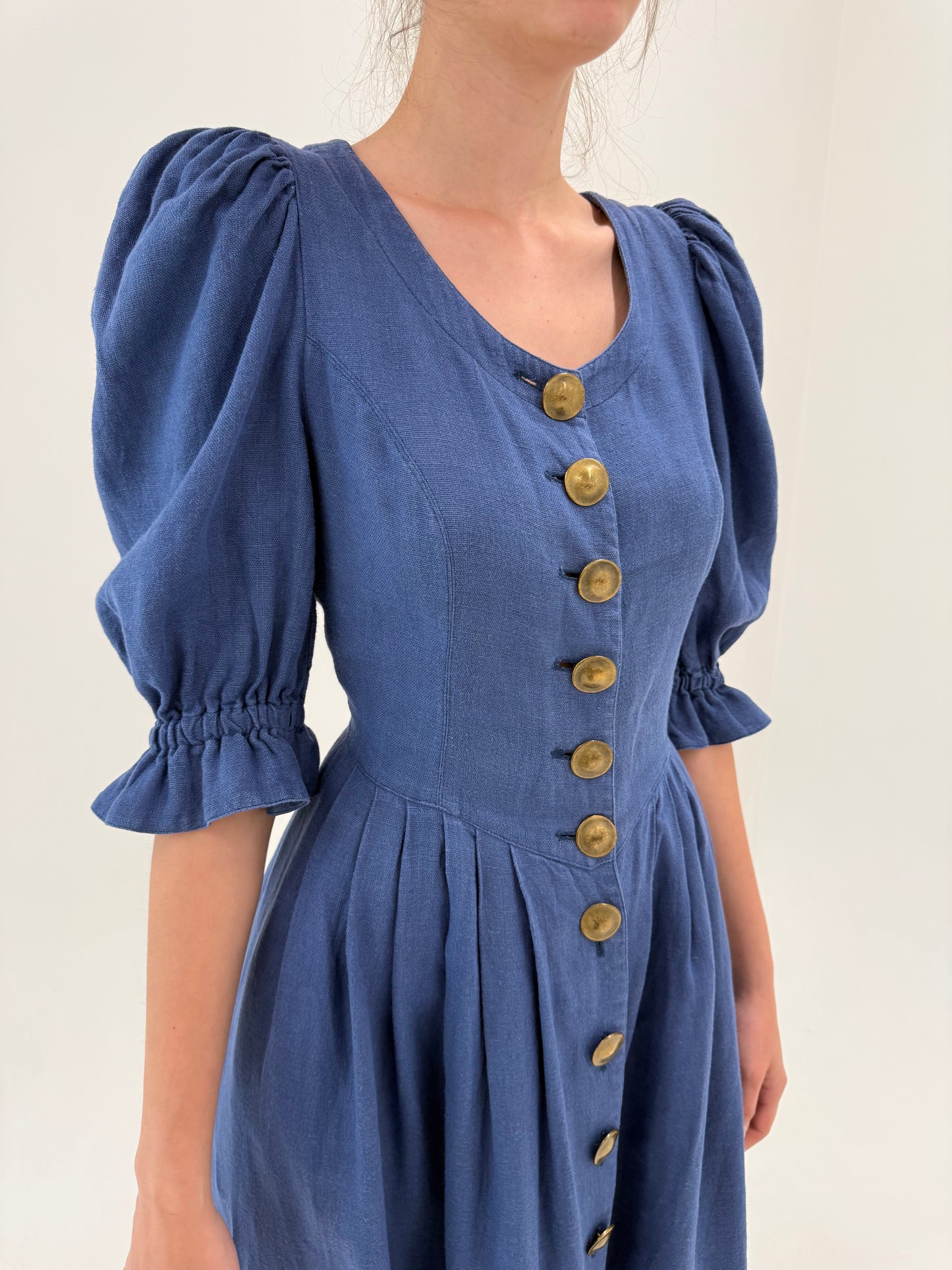 Rochie vintage maxi  jeans blue cu corsaj din pânză grea de in și umerinusor bufanți