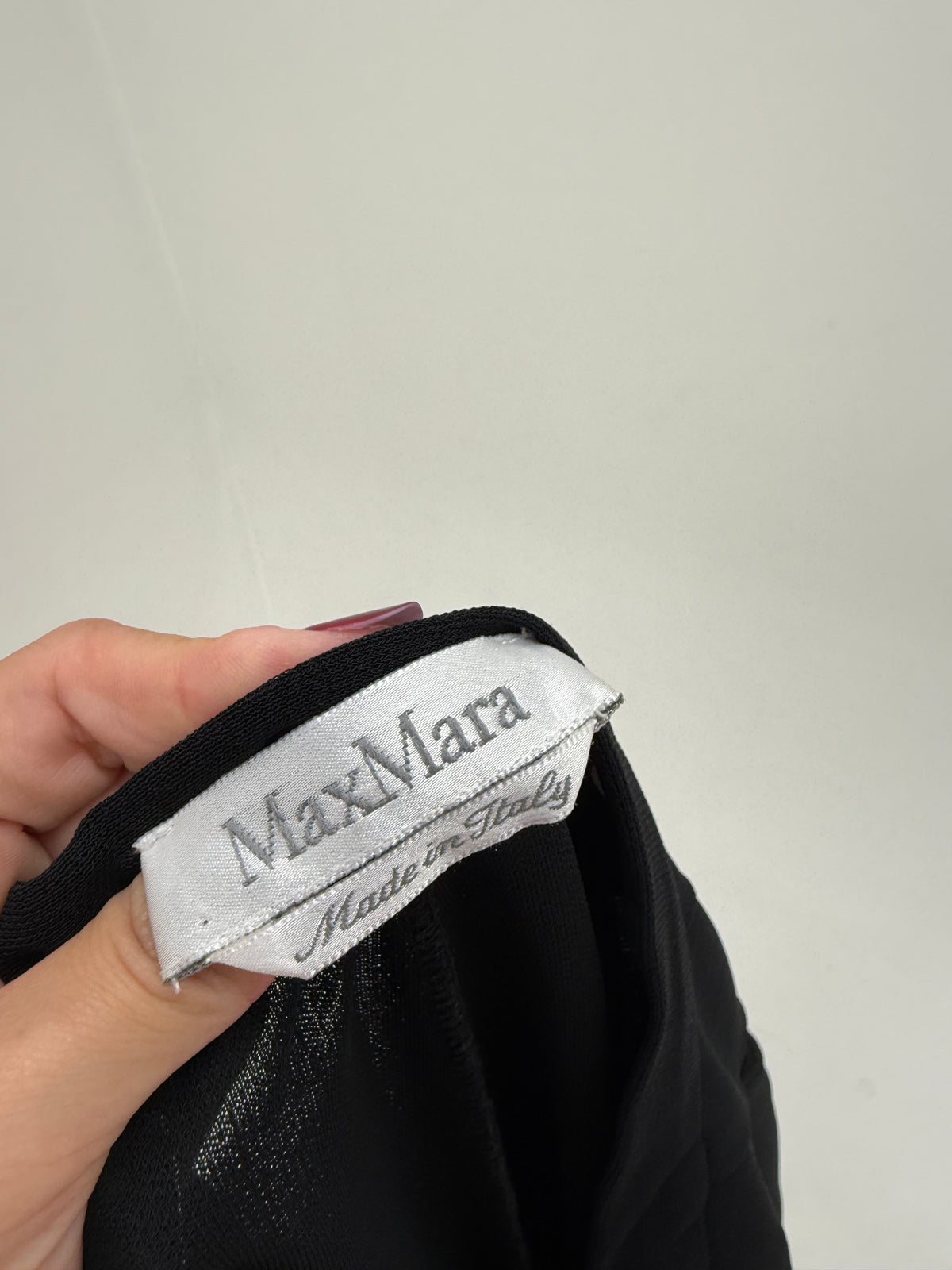 Pantaloni Max Mara negri clasici în croi drept cu talie ultra înaltă de la zi la seară