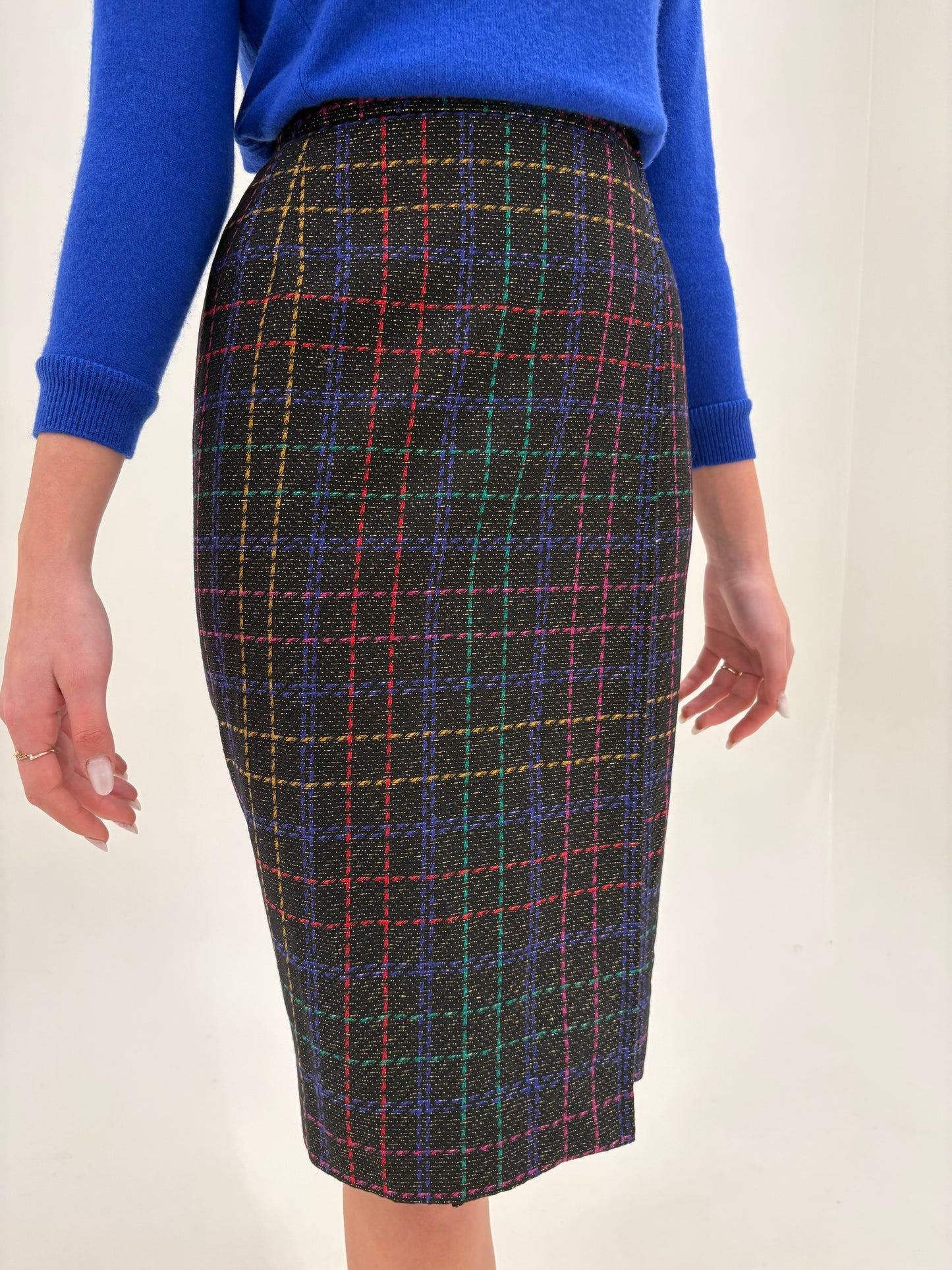 Fustă luxury Nina Ricci din tweed bijuterie subțire negru cu inserții curcubeu