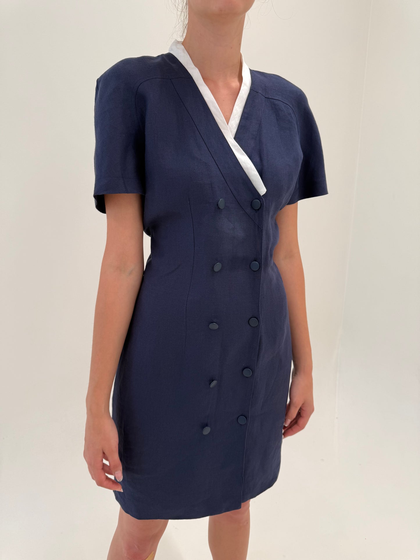 Rochie vintage italiană din panza de in excepțional ușor structurat