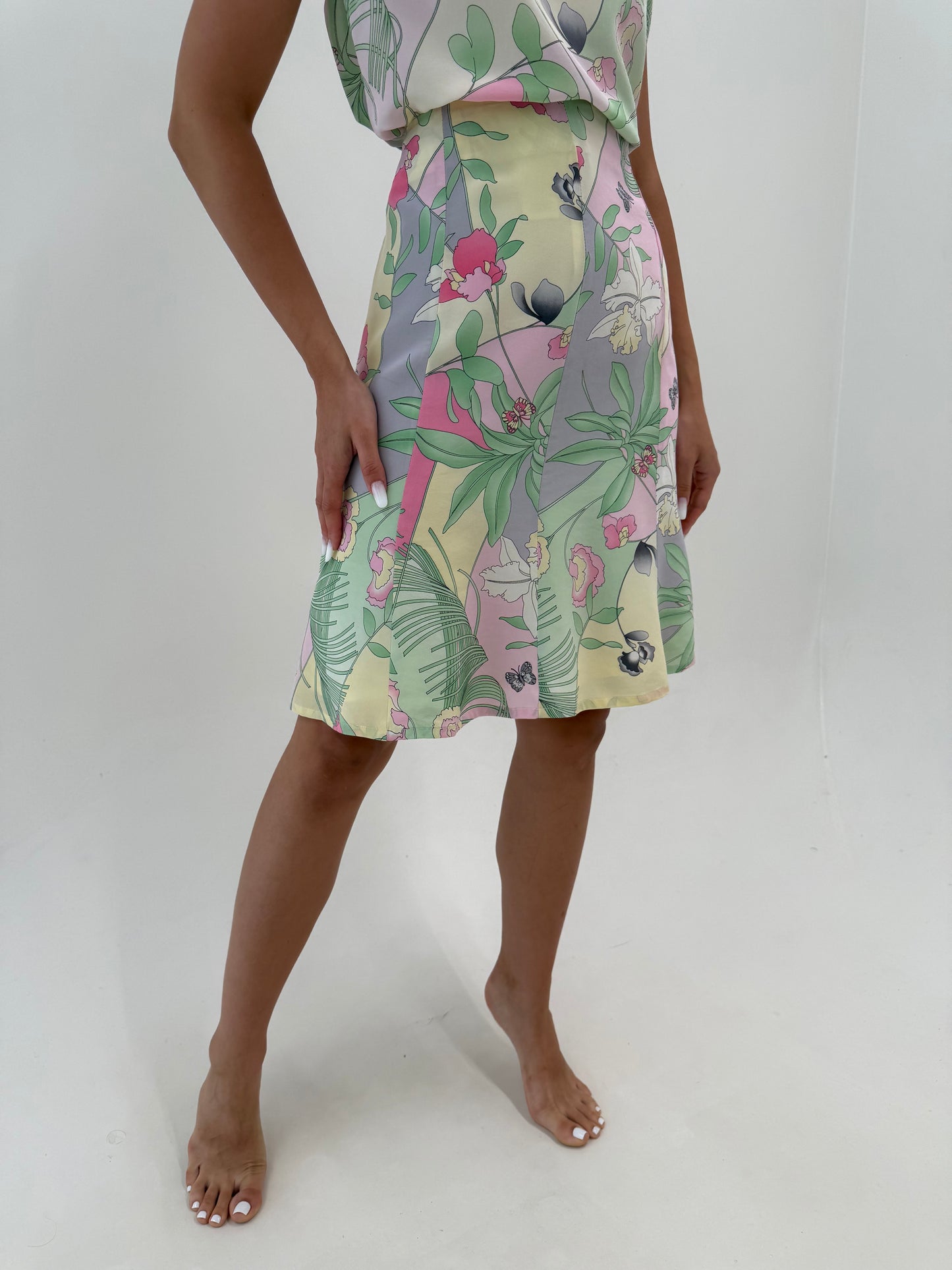 Set din mătase naturală cu print în stil Pucci în culori pudrate
