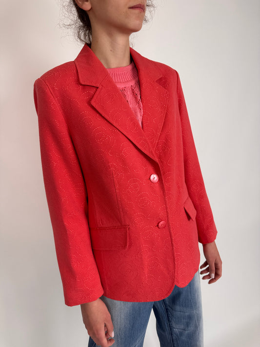 Sacou petite strawberry pink din brocart subțire în croi ușor cambrat