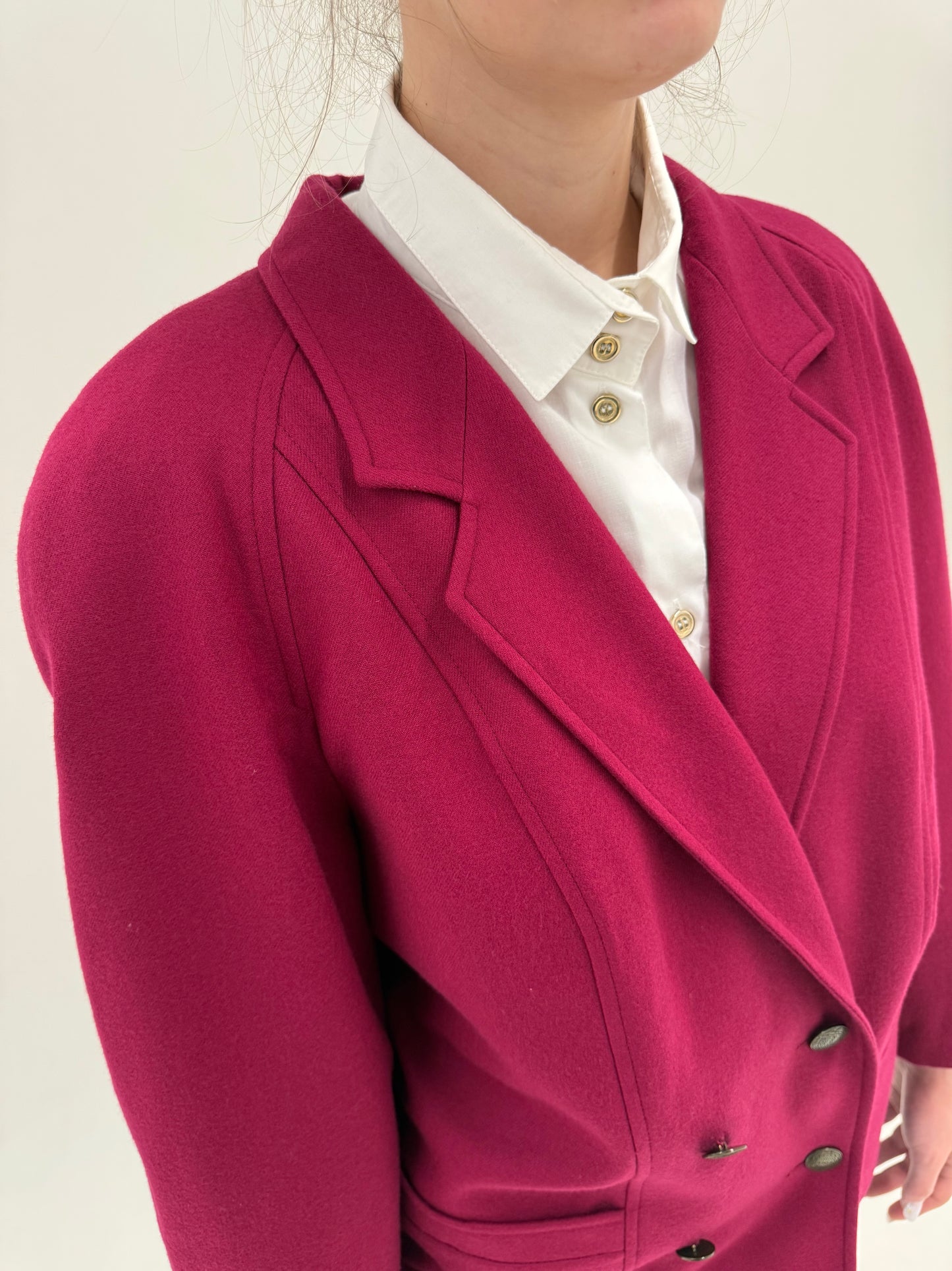 Sacou vintage cu mânecă raglan dark raspberry red în croi retro modern