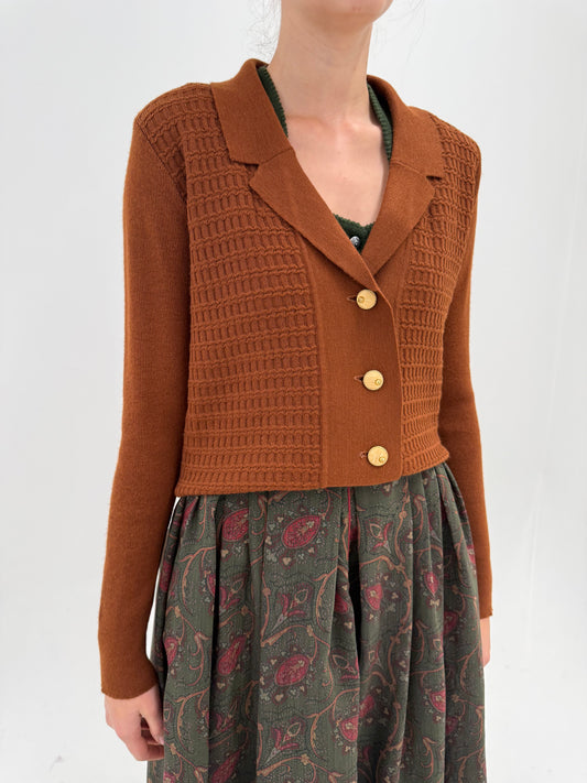 Cardigan vintage tip sacou caramel brown cu nasturi aurii și textura geometrică