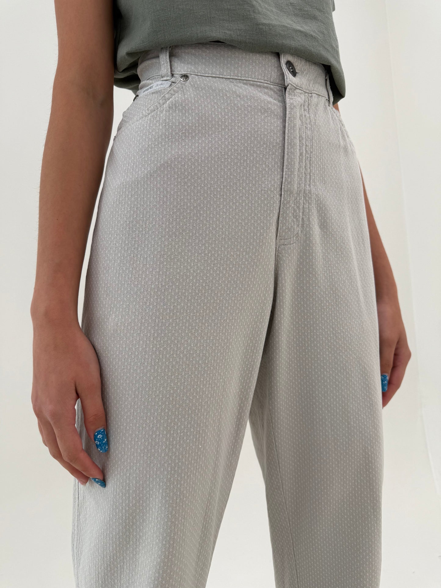 Pantaloni ultra tall warm gray ultra confort cu buline texturate