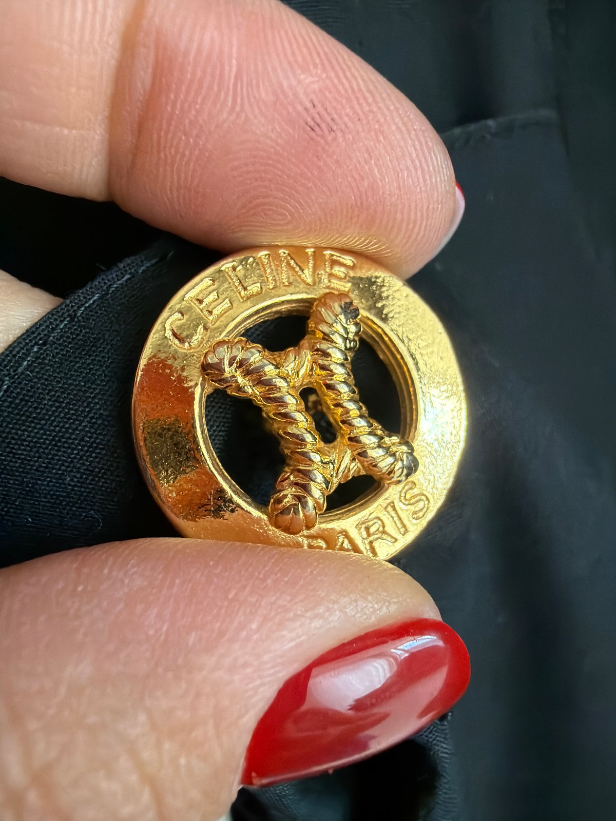 Jacheta vintage Celine de arhivă sfârșit de ani 80 cu nasturi metalici aurii cu logo