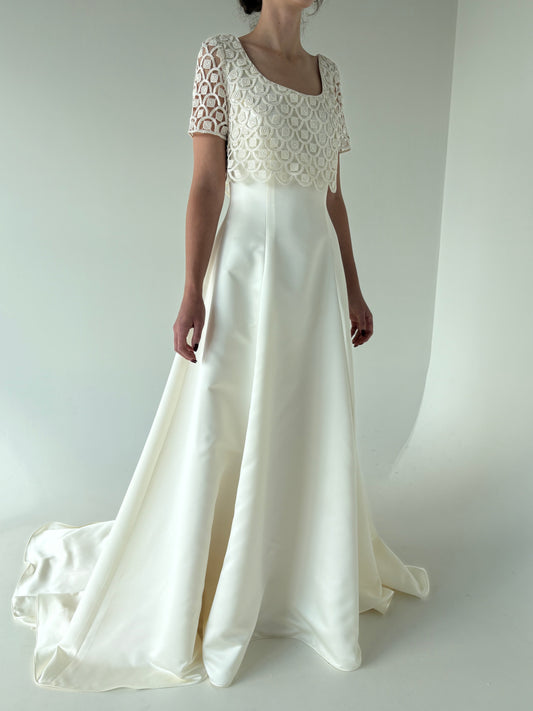 Rochie italiană de ceremonie cu trenă și dantelă macrame nouă cu eticheta