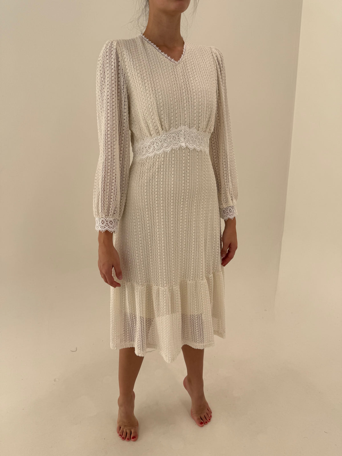 Rochie vintage superba off white din dantelă groasă cu talie ultra înaltă marcată