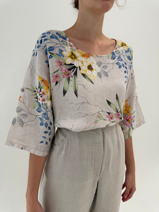 Top din in warm gray in croi lung minimalist cu print floral superb