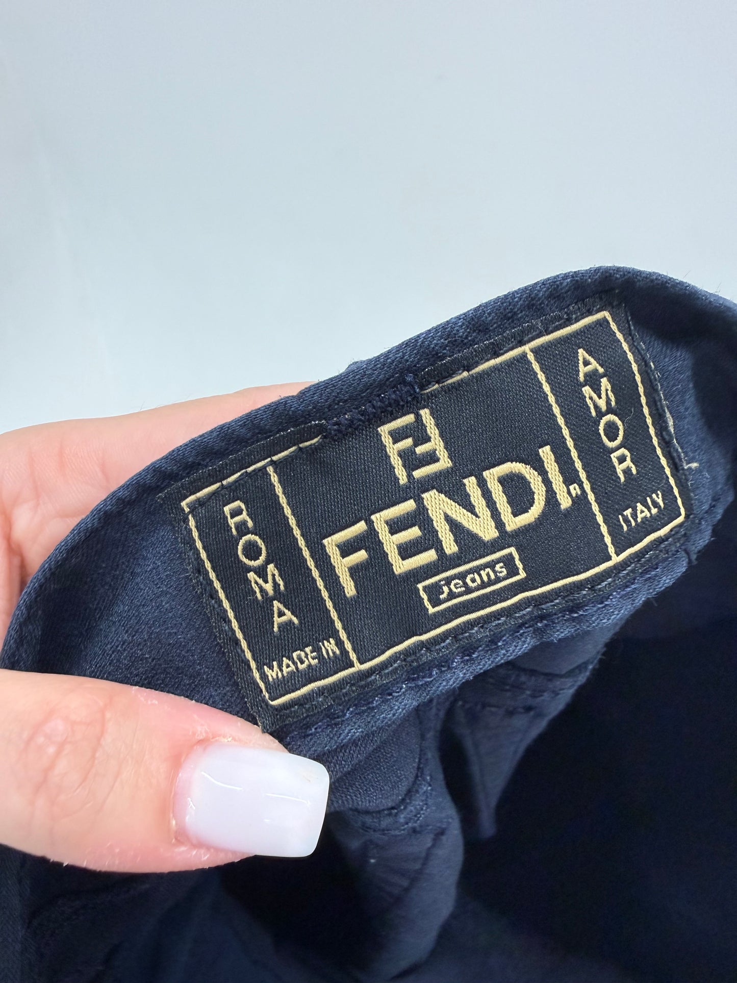 Pantaloni Fendi vintage capri super reveniți în trend din bumbac modelator