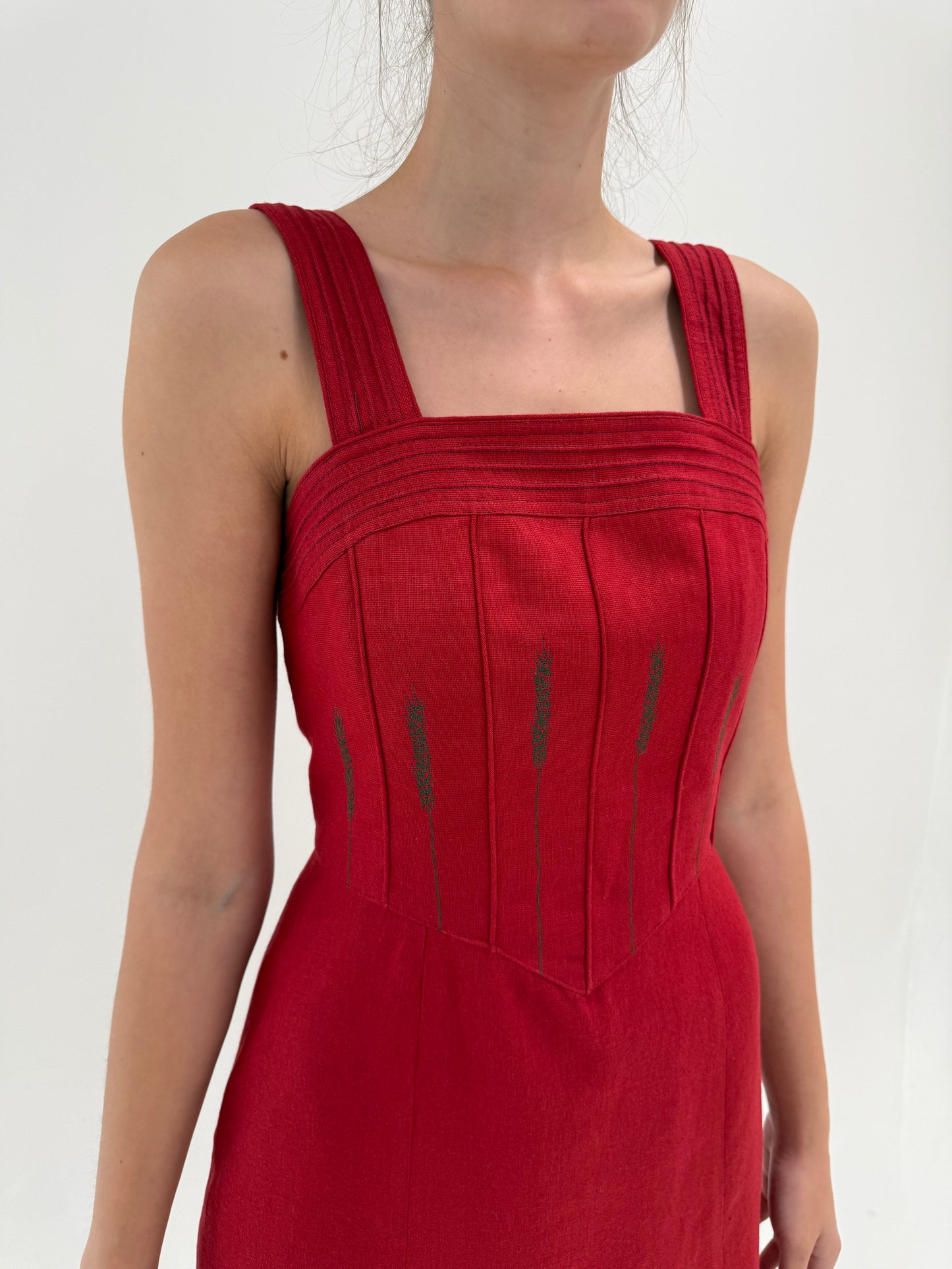 Rochie maxi dark cherry red din pânză grea de in și vascoza cu corsaj