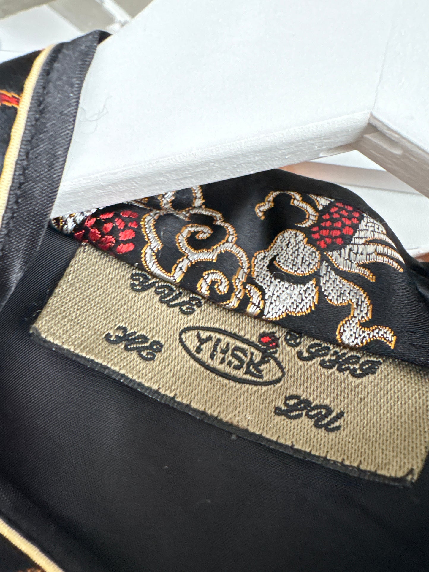 Sacou asiatic luxury din jacquard de mătase naturală negru cu argintiu