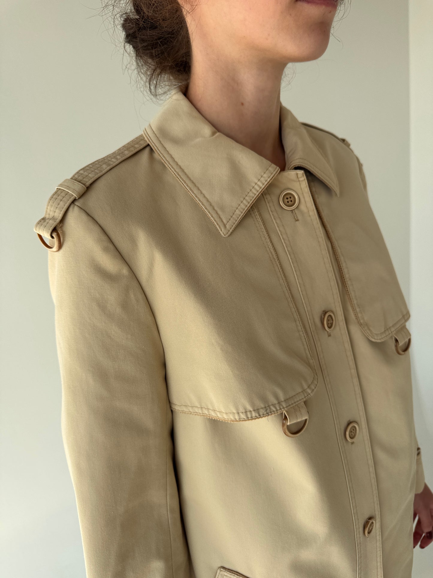 Trench old vintage camel anii 80 din gabardină (impermeabil)