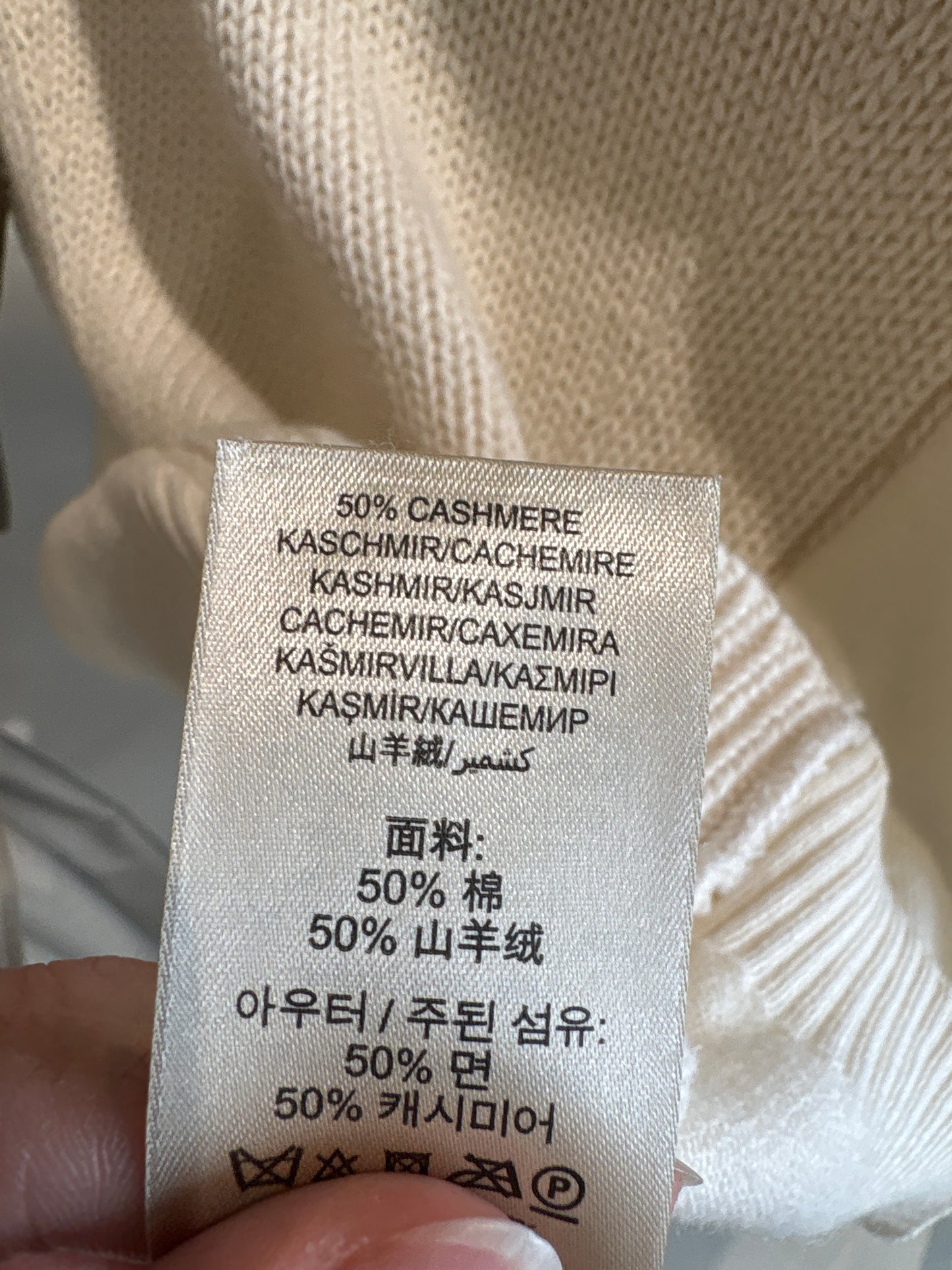 Puloveras Burberry de sezon cald din 2 tipuri de tricot si manșete cu print specific