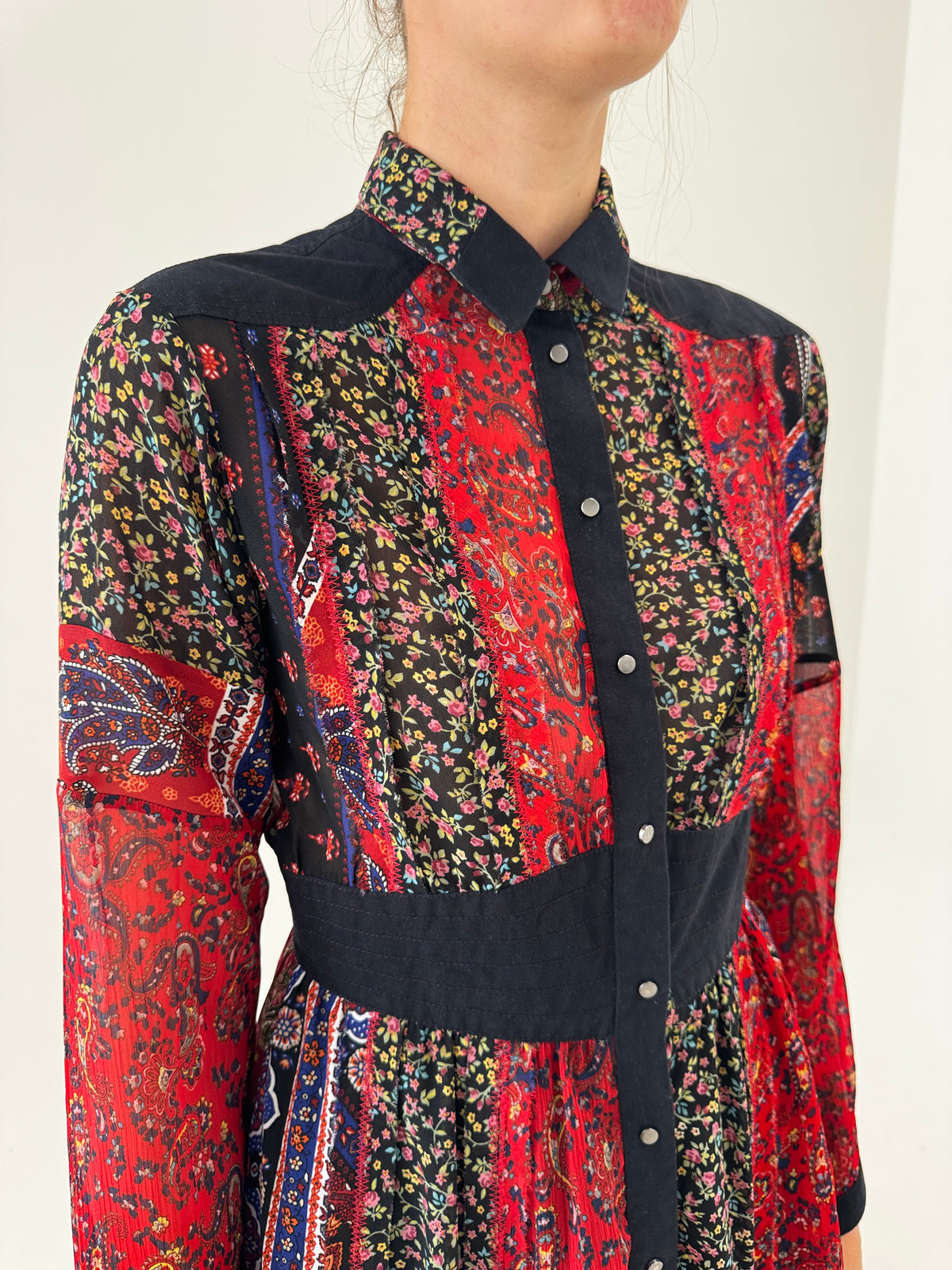 Rochie luxury Diesel cu talie marcată în stil boho cu print paisley