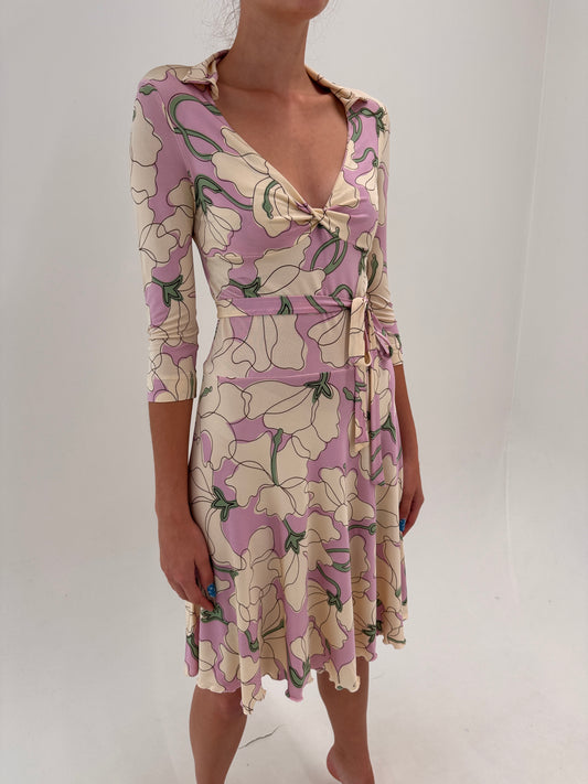 Rochie Moschino powder Pink cu camel în croi ultra feminin cu talie reglabilă