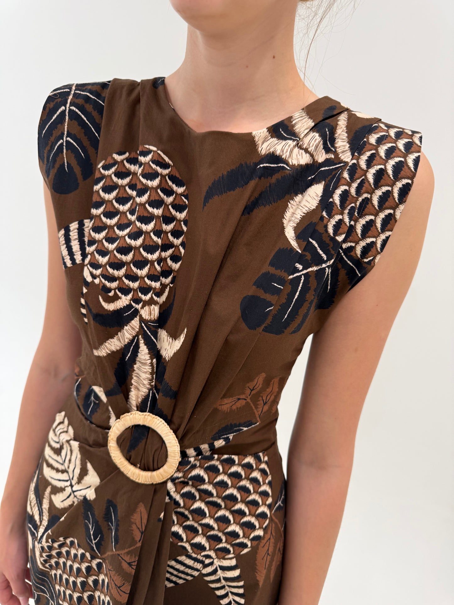 Rochie vintage superbă în stil Safari cu detaliu chic fronsat în talie chocolate brown